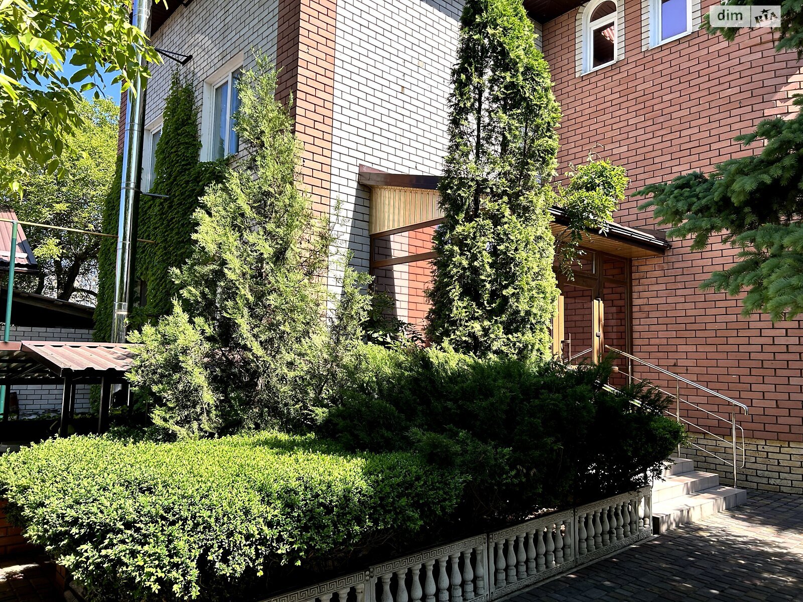 двухэтажный дом с верандой, 235 кв. м, кирпич. Продажа в Чаплино фото 1 двухэтажный дом с верандой, 235 кв. м, кирпич. Продажа в Чаплино фото 1