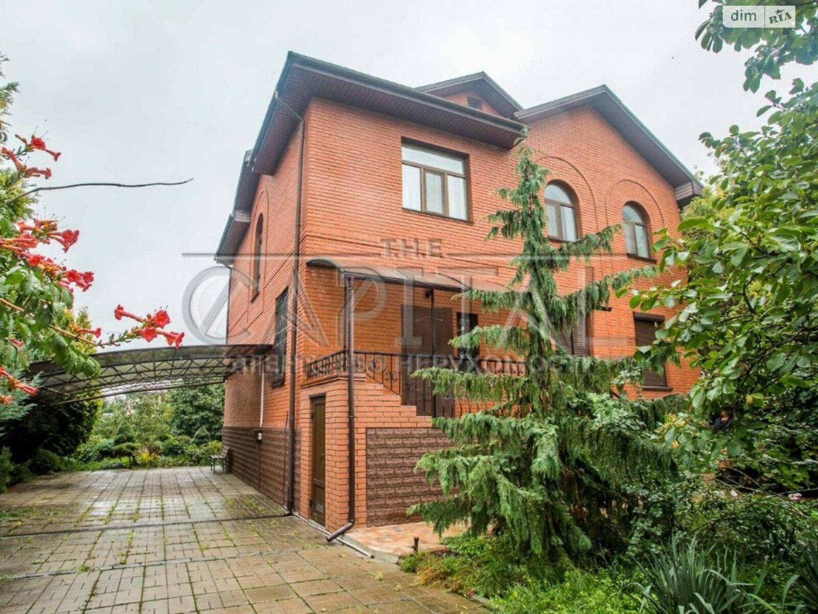 двухэтажный дом, 295 кв. м, кирпич. Продажа в Чайках фото 1