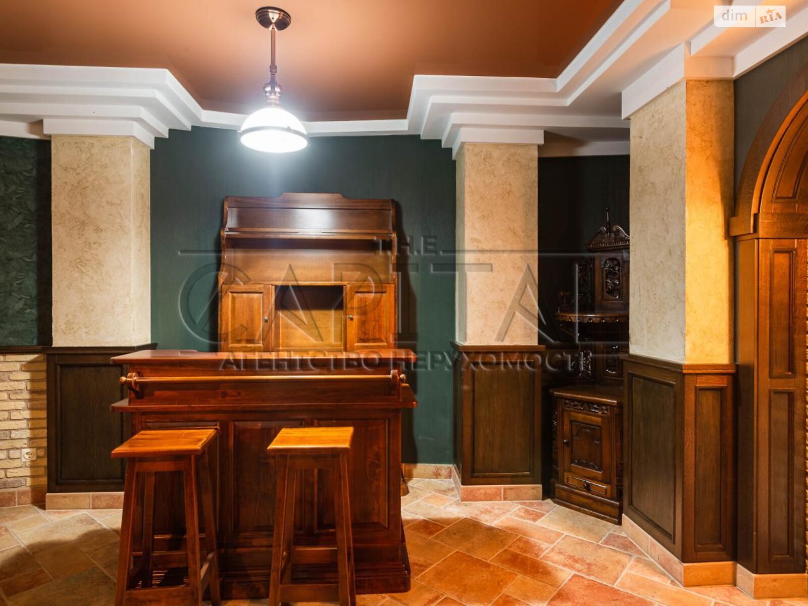двухэтажный дом с гаражом, 413 кв. м, кирпич. Продажа в Чайках фото 1 двухэтажный дом с гаражом, 413 кв. м, кирпич. Продажа в Чайках фото 1