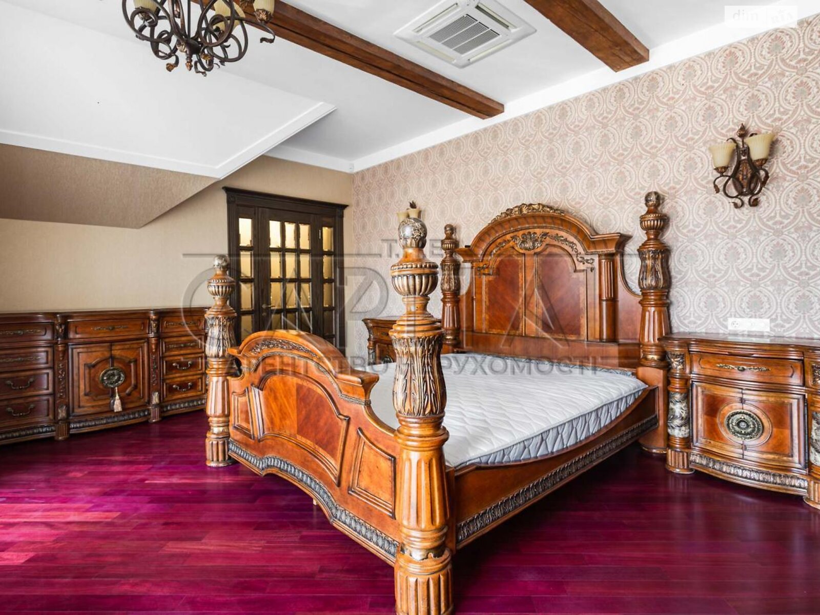 двухэтажный дом с гаражом, 413 кв. м, кирпич. Продажа в Чайках фото 1 двухэтажный дом с гаражом, 413 кв. м, кирпич. Продажа в Чайках фото 1