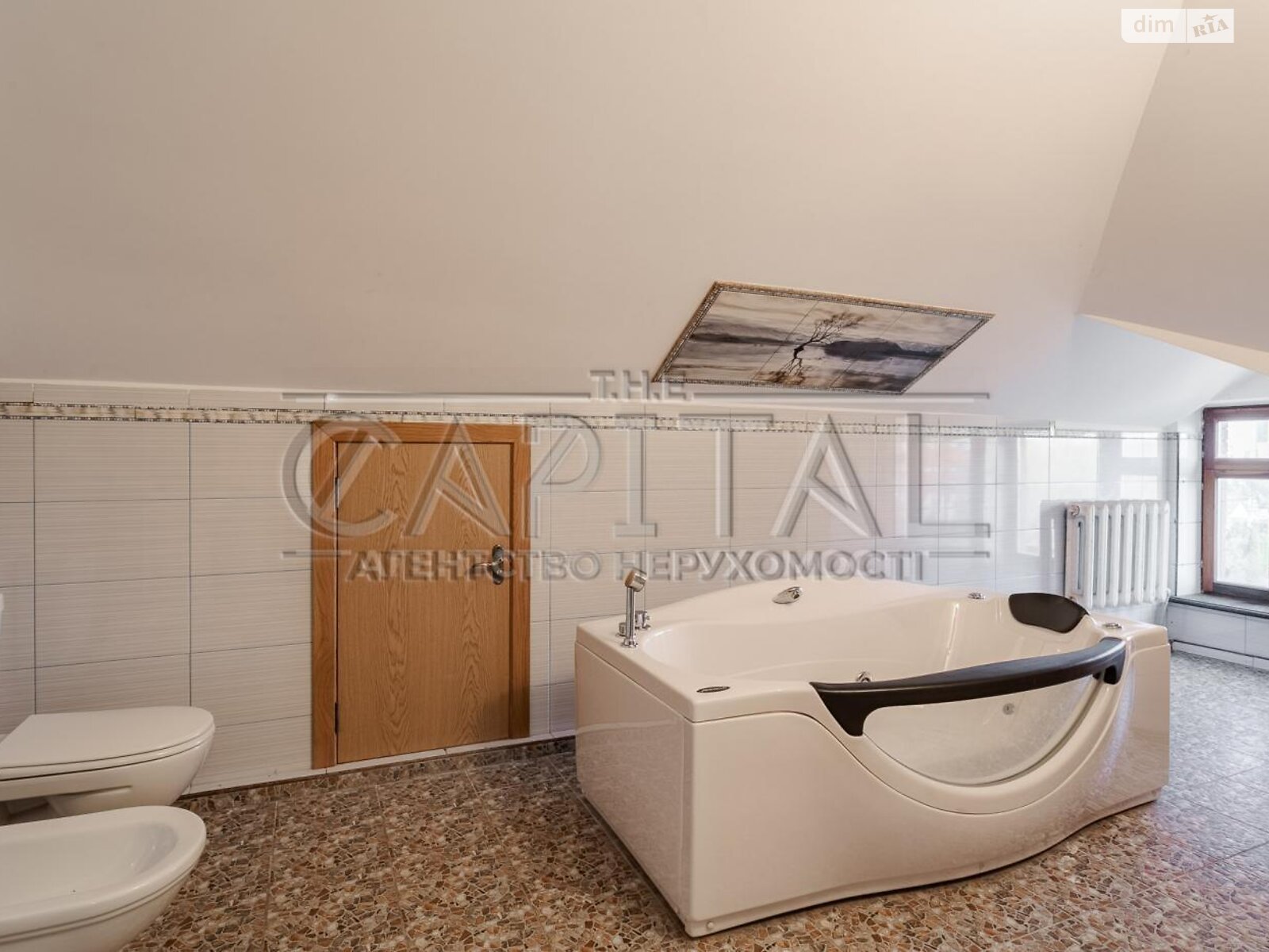 двоповерховий будинок з мансардою, 441 кв. м, цегла. Продаж у Чайках фото 1 двоповерховий будинок з мансардою, 441 кв. м, цегла. Продаж у Чайках фото 1
