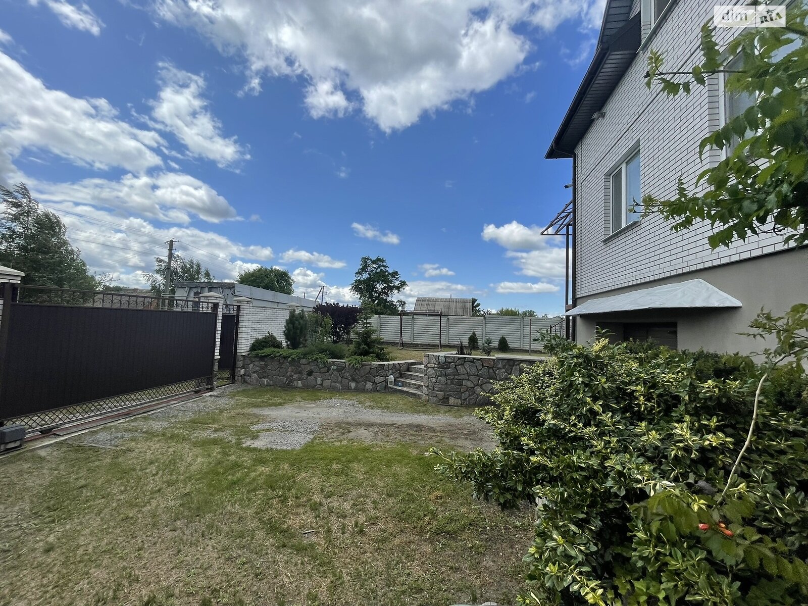 двухэтажный дом с гаражом, 179.5 кв. м, кирпич. Продажа в Чечелево фото 1 двухэтажный дом с гаражом, 179.5 кв. м, кирпич. Продажа в Чечелево фото 1