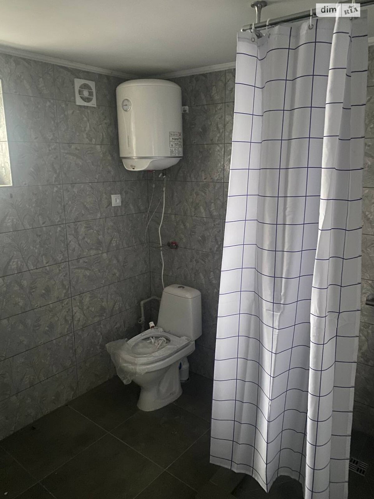 одноэтажный дом с ремонтом, 1500 кв. м, кирпич. Продажа в Чемеровцах фото 1 одноэтажный дом с ремонтом, 1500 кв. м, кирпич. Продажа в Чемеровцах фото 1