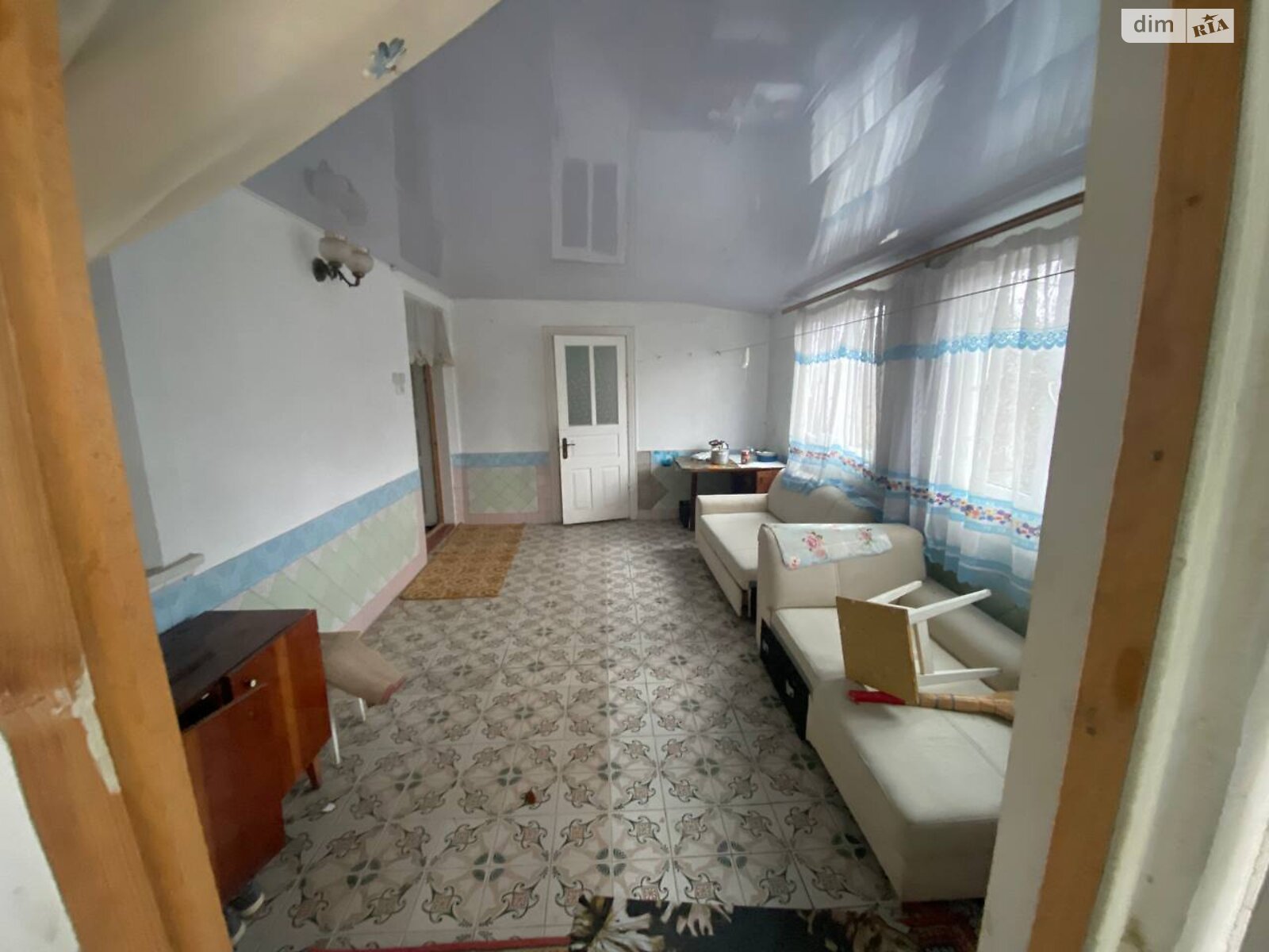 одноэтажный дом с ремонтом, 1500 кв. м, кирпич. Продажа в Чемеровцах фото 1 одноэтажный дом с ремонтом, 1500 кв. м, кирпич. Продажа в Чемеровцах фото 1