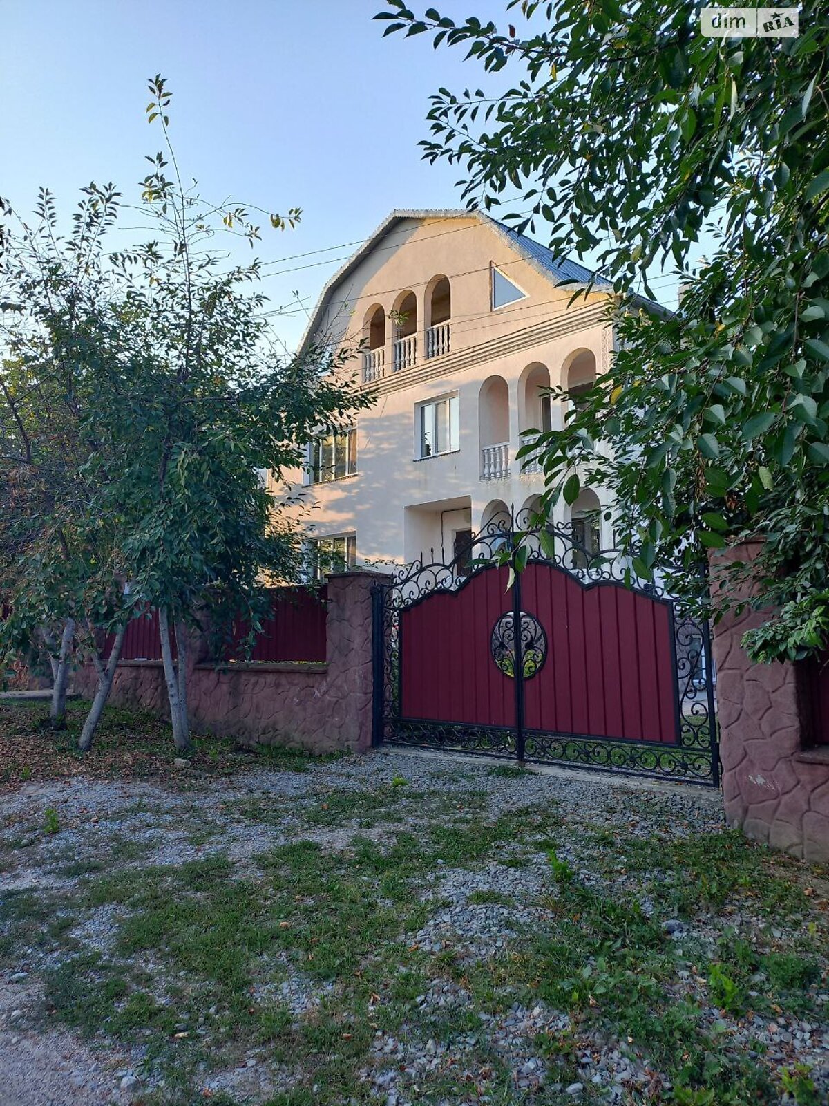 двухэтажный дом с балконом, 323 кв. м, кирпич. Продажа в Чемеровцах район Чемеровцы фото 1