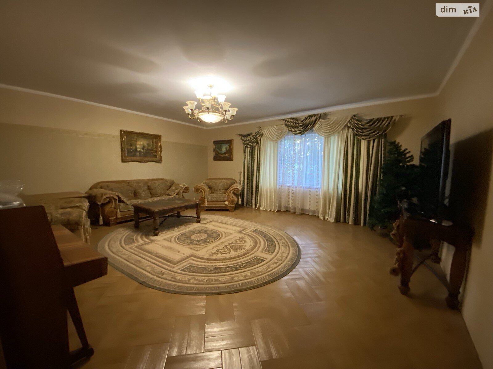 двухэтажный дом с гаражом, 220 кв. м, кирпич. Продажа в Черкассах фото 1