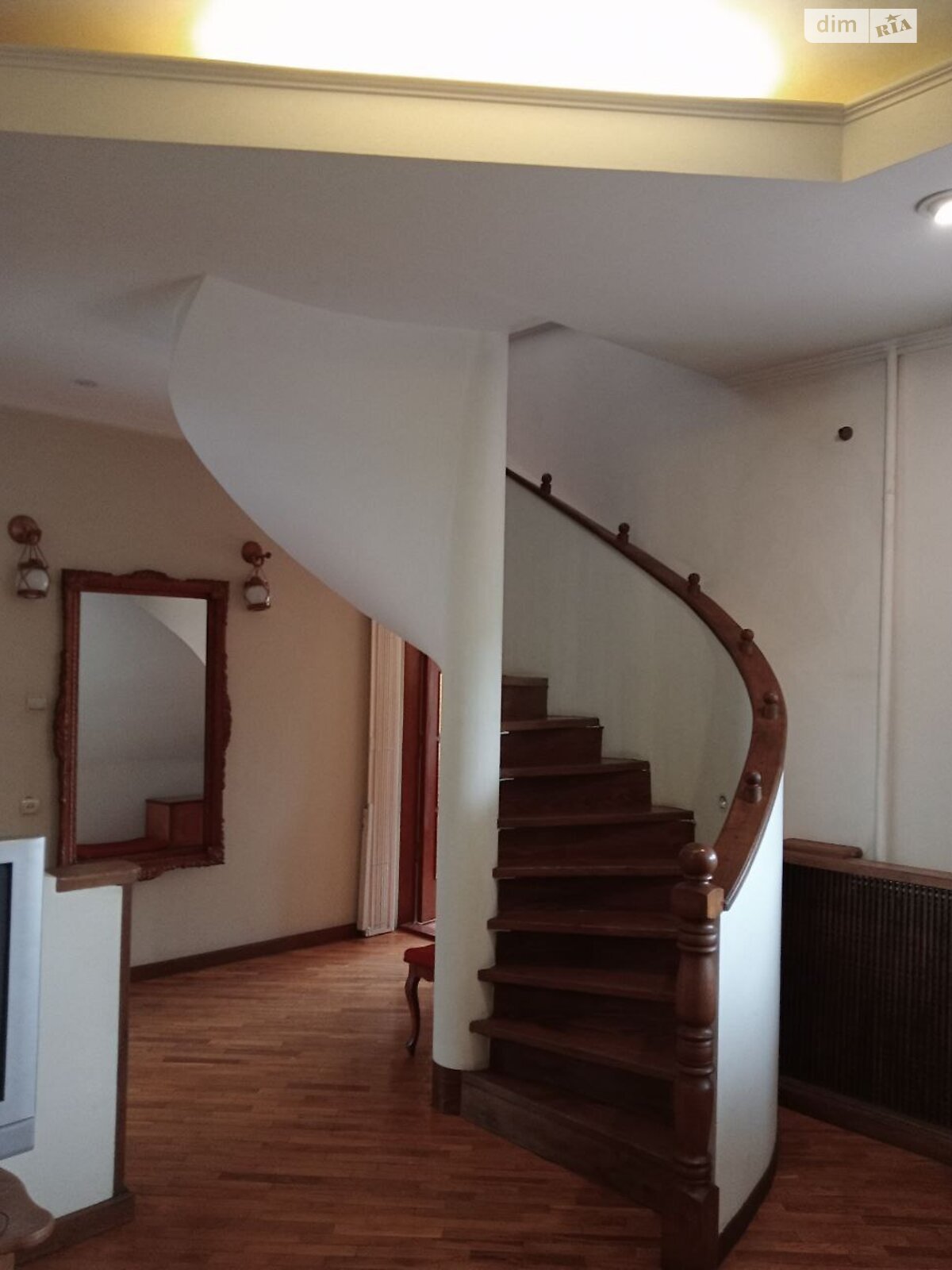 двоповерховий будинок з гаражем, 172.7 кв. м, цегла. Продаж в Черкасах, район Казбет фото 1 двоповерховий будинок з гаражем, 172.7 кв. м, цегла. Продаж в Черкасах, район Казбет фото 1