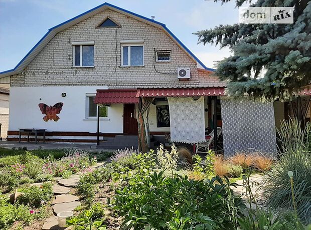 двухэтажный дом с садом, 200 кв. м, кирпич. Продажа в Черкассах район Казбет фото 1 двухэтажный дом с садом, 200 кв. м, кирпич. Продажа в Черкассах район Казбет фото 1