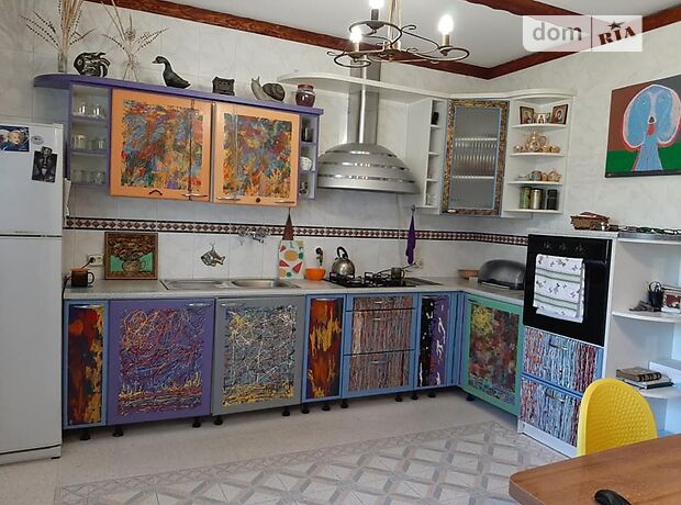двухэтажный дом с садом, 200 кв. м, кирпич. Продажа в Черкассах район Казбет фото 1 двухэтажный дом с садом, 200 кв. м, кирпич. Продажа в Черкассах район Казбет фото 1