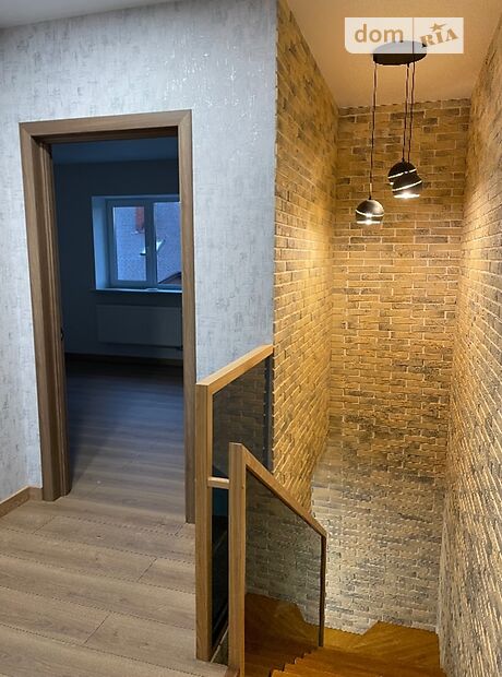 трехэтажный дом с ремонтом, 140 кв. м, керамический блок. Продажа в Черкассах район Казбет фото 1 трехэтажный дом с ремонтом, 140 кв. м, керамический блок. Продажа в Черкассах район Казбет фото 1