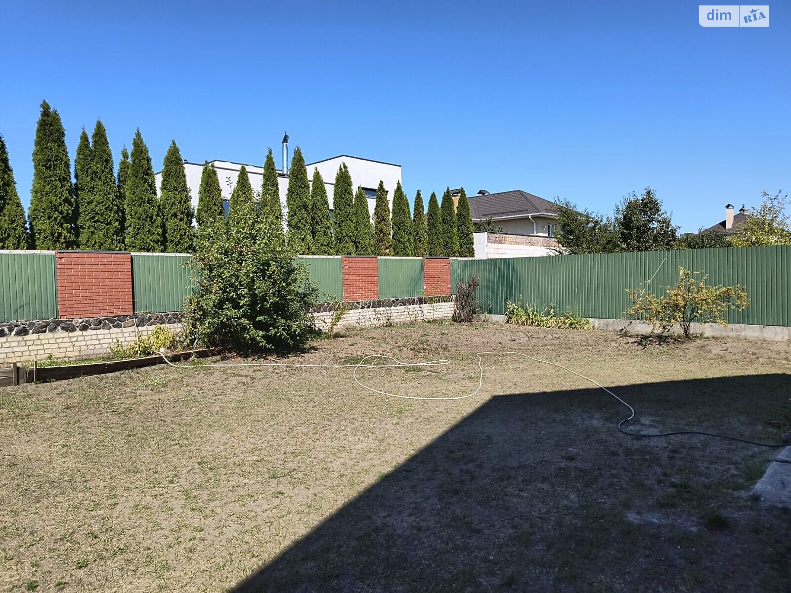 двухэтажный дом с балконом, 213 кв. м, кирпич. Продажа в Черкассах район Луначарский фото 1 двухэтажный дом с балконом, 213 кв. м, кирпич. Продажа в Черкассах район Луначарский фото 1