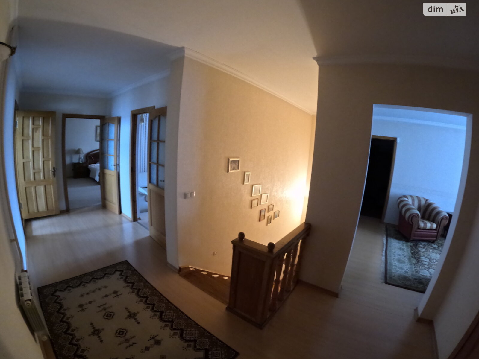 двоповерховий будинок з балконом, 350 кв. м, цегла. Продаж в Черкасах, район Придніпровський фото 1 двоповерховий будинок з балконом, 350 кв. м, цегла. Продаж в Черкасах, район Придніпровський фото 1