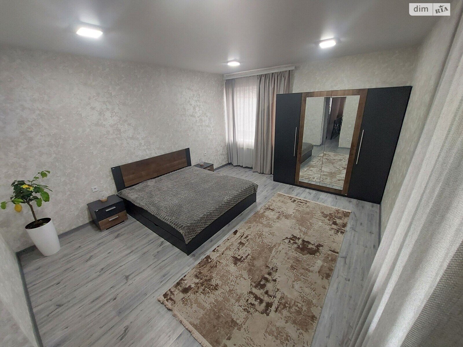 двоповерховий будинок з гаражем, 240 кв. м, піноблок. Продаж в Черкасах, район Придніпровський фото 1 двоповерховий будинок з гаражем, 240 кв. м, піноблок. Продаж в Черкасах, район Придніпровський фото 1