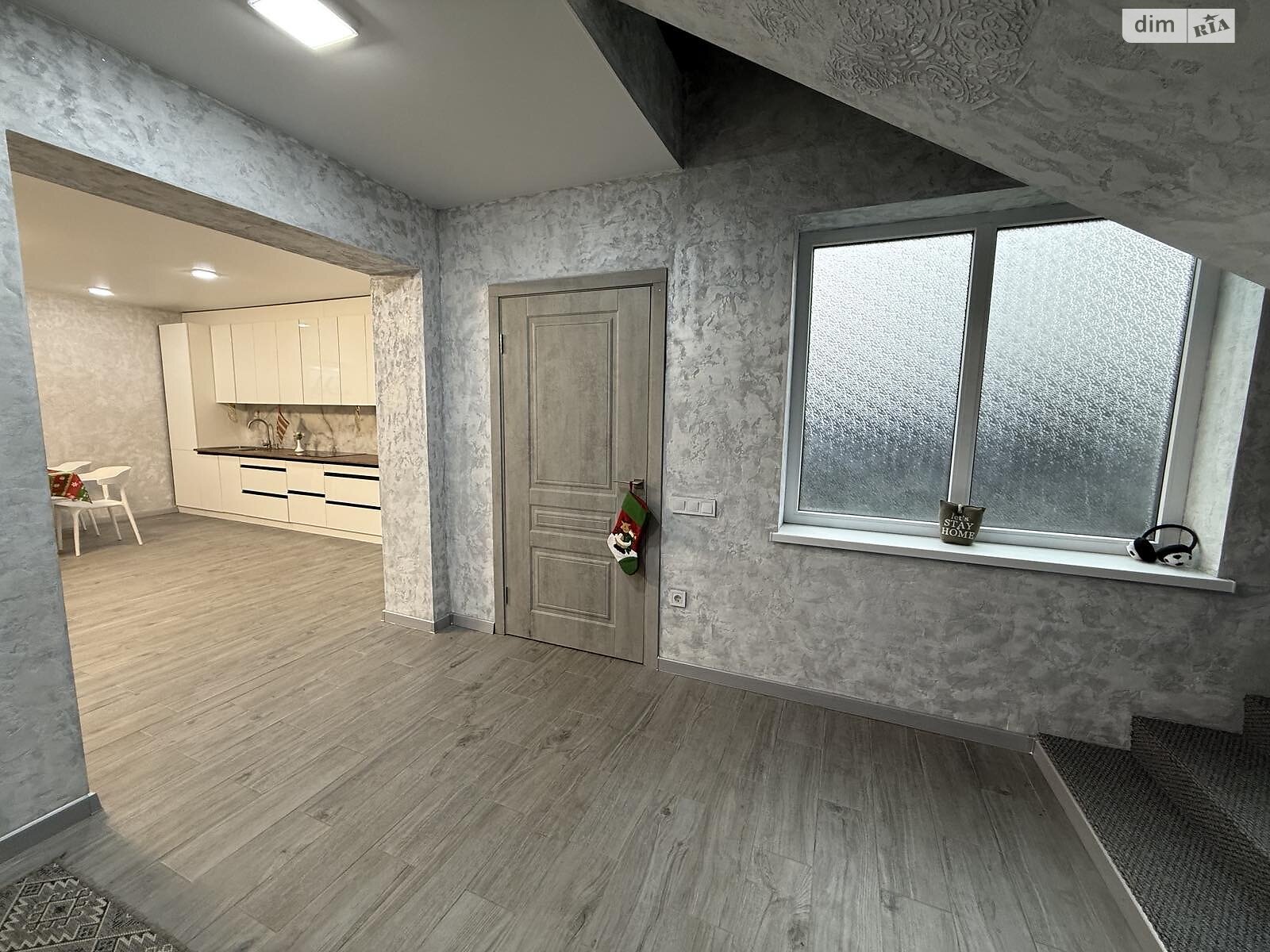 двухэтажный дом с балконом, 207.1 кв. м, шлакоблок. Продажа в Черкассах район Приднепровский фото 1