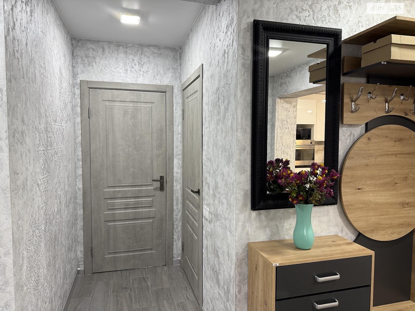 двухэтажный дом с балконом, 207.1 кв. м, шлакоблок. Продажа в Черкассах район Приднепровский фото 1