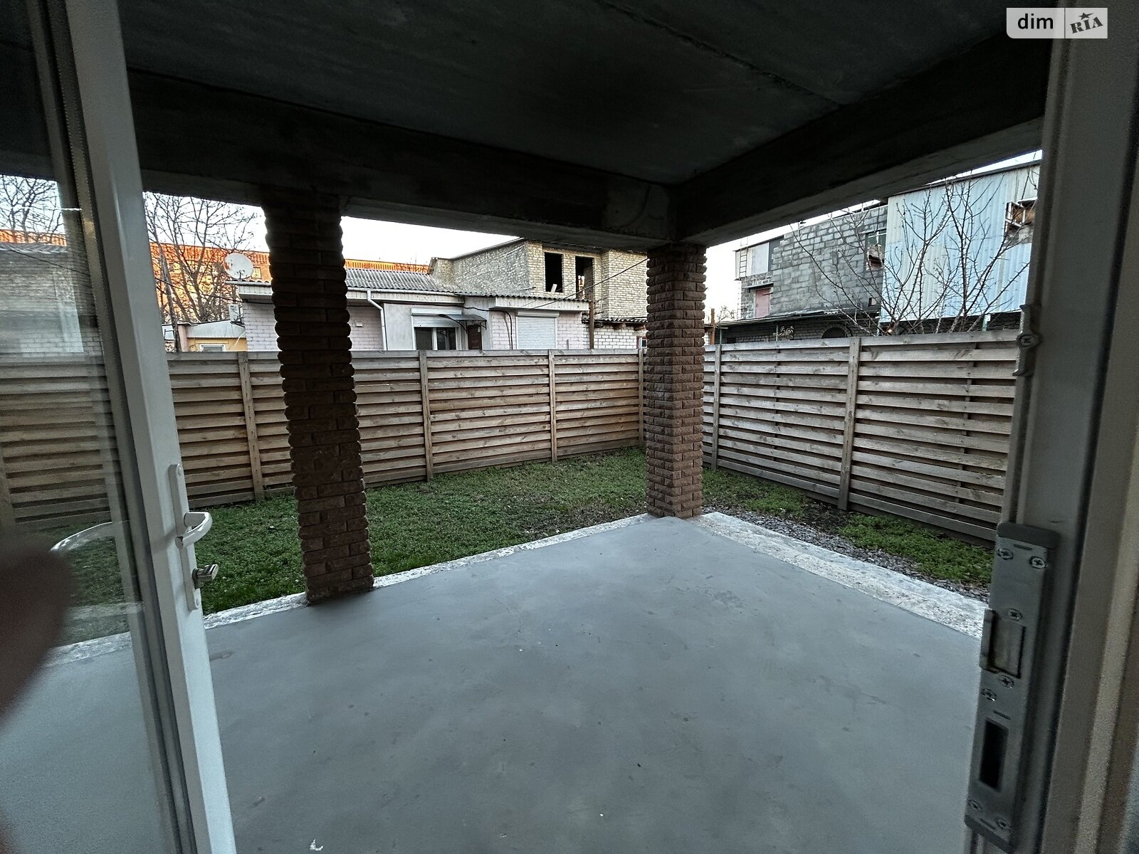 двухэтажный дом с балконом, 207.1 кв. м, шлакоблок. Продажа в Черкассах район Приднепровский фото 1