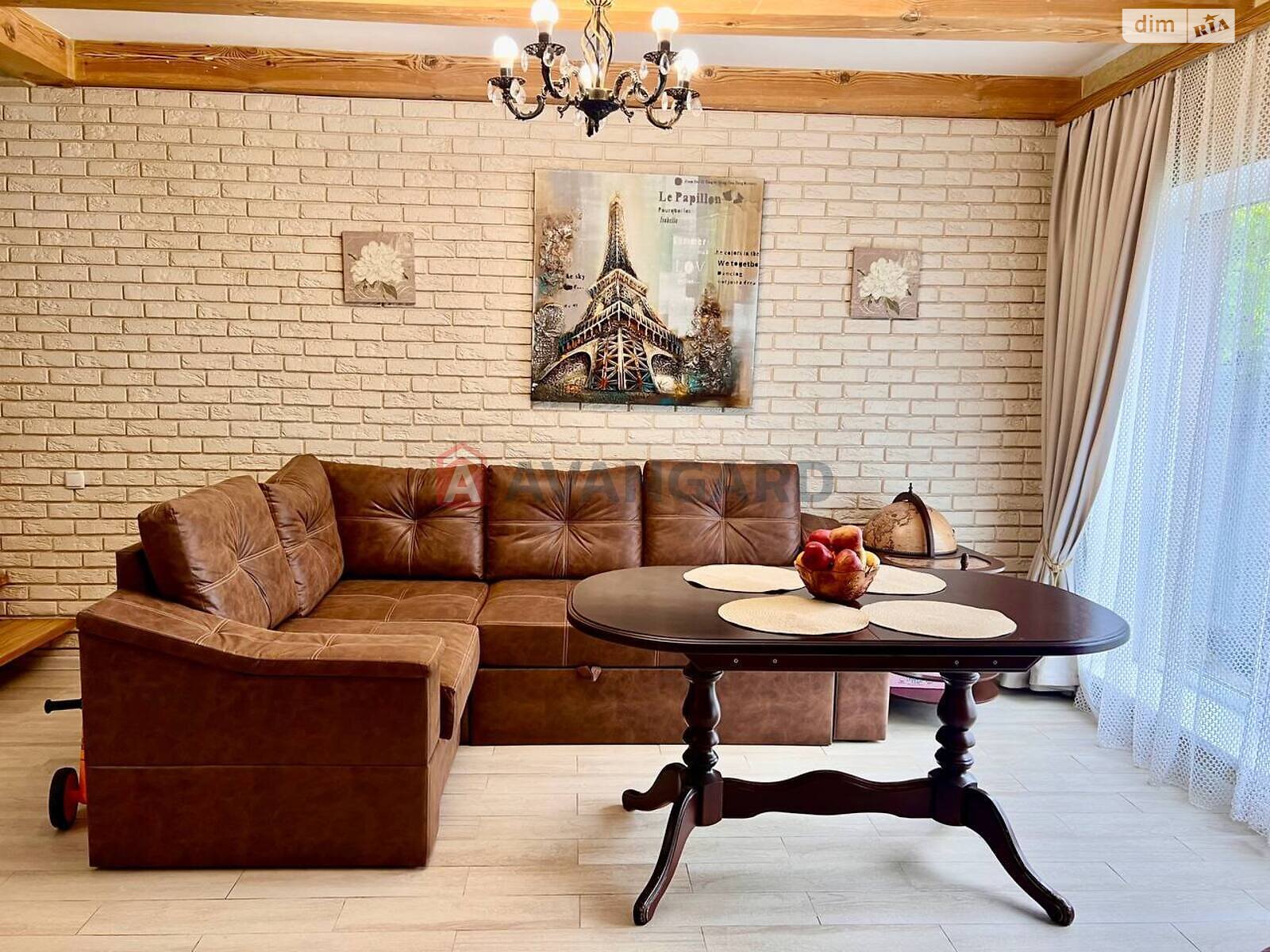 двухэтажный дом, 91 кв. м, кирпич. Продажа в Черкассах район Приднепровский фото 1 двухэтажный дом, 91 кв. м, кирпич. Продажа в Черкассах район Приднепровский фото 1