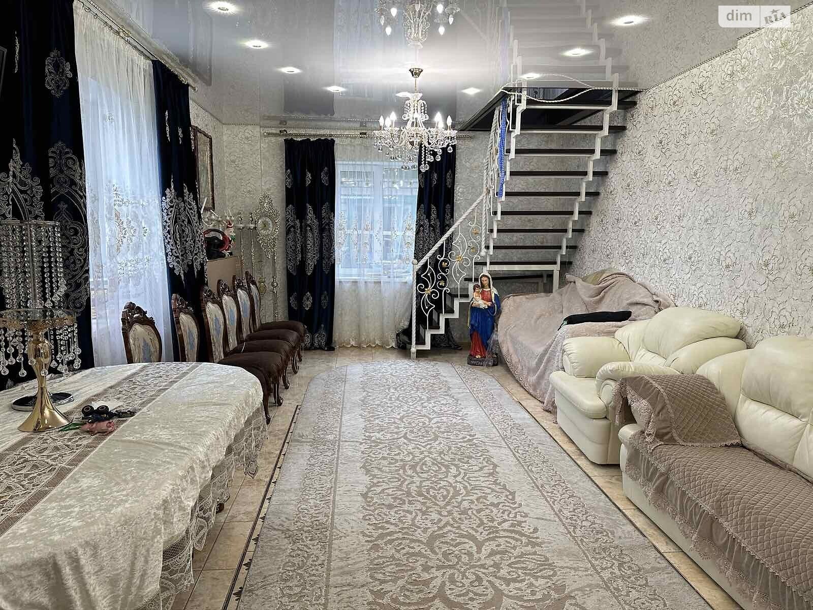 двоповерховий будинок, 180 кв. м, цегла. Продаж в Черкасах, район Придніпровський фото 1 двоповерховий будинок, 180 кв. м, цегла. Продаж в Черкасах, район Придніпровський фото 1