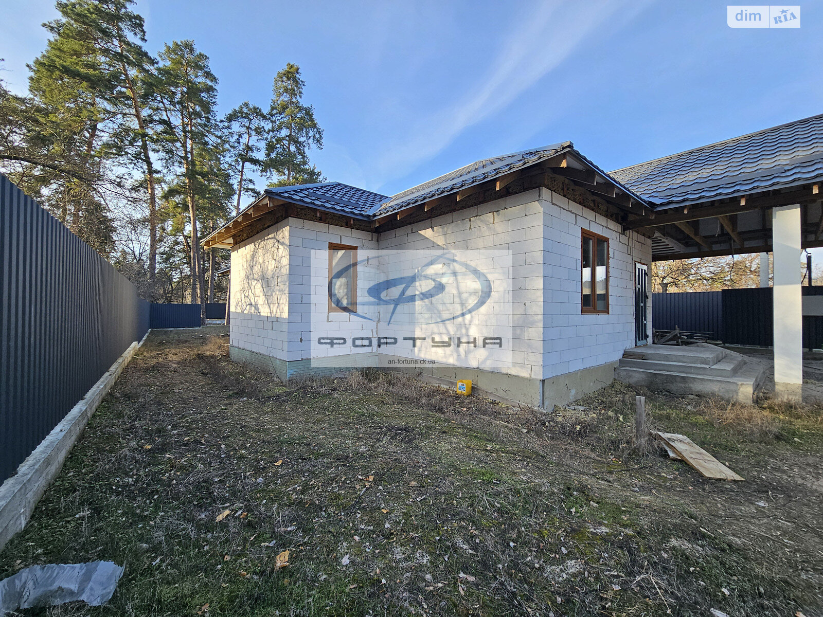 одноэтажный дом с верандой, 116 кв. м, газобетон. Продажа в Черкассах район Сосновка фото 1 одноэтажный дом с верандой, 116 кв. м, газобетон. Продажа в Черкассах район Сосновка фото 1