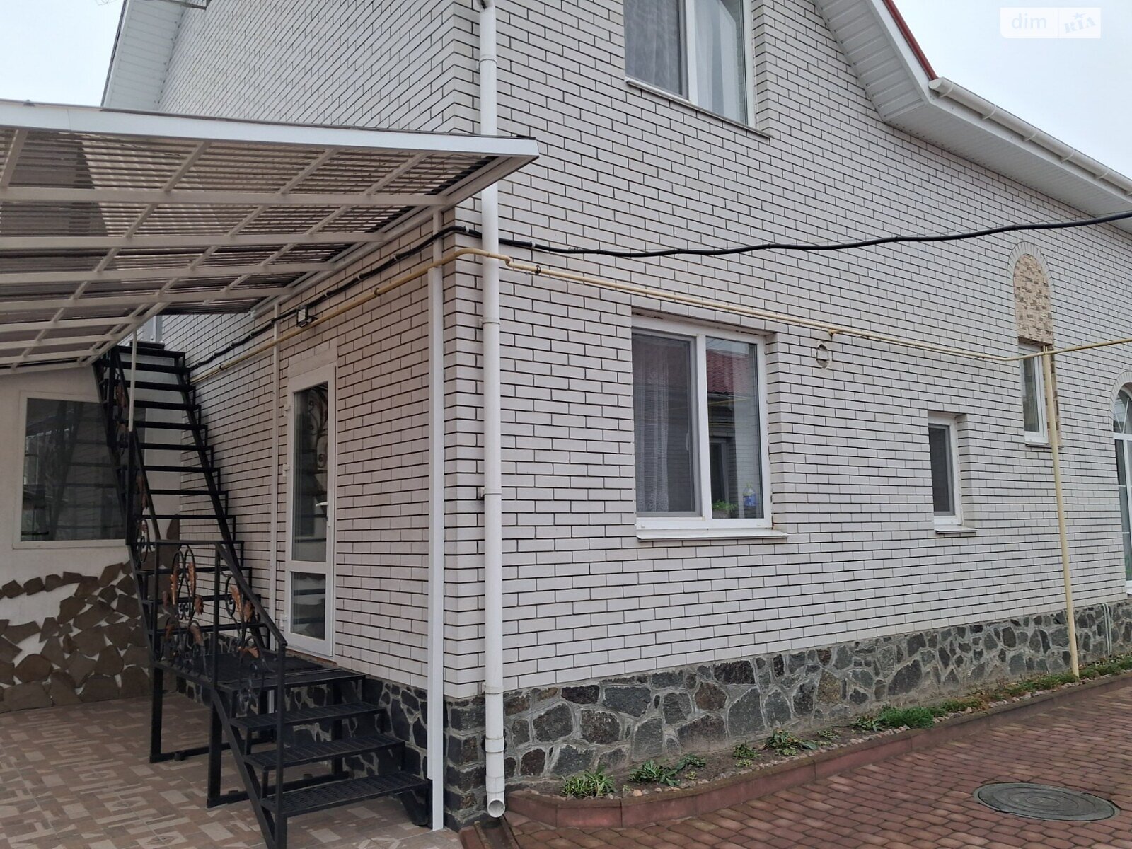 двоповерховий будинок з опаленням, 150 кв. м, цегла. Продаж в Черкасах, район Соснівський фото 1 двоповерховий будинок з опаленням, 150 кв. м, цегла. Продаж в Черкасах, район Соснівський фото 1
