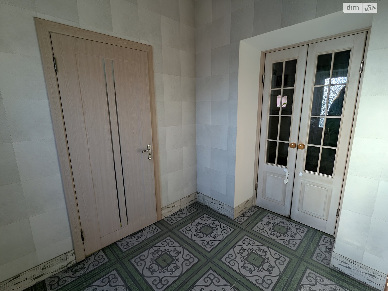 одноэтажный дом с гаражом, 92 кв. м, кирпич. Продажа в Черкассах район Сосновский фото 1 одноэтажный дом с гаражом, 92 кв. м, кирпич. Продажа в Черкассах район Сосновский фото 1