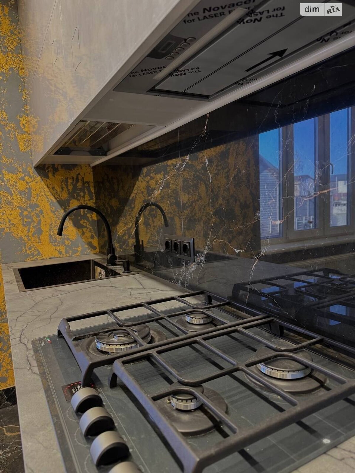 двухэтажный дом с балконом, 120 кв. м, кирпич. Продажа в Черкассах район Сосновский фото 1 двухэтажный дом с балконом, 120 кв. м, кирпич. Продажа в Черкассах район Сосновский фото 1