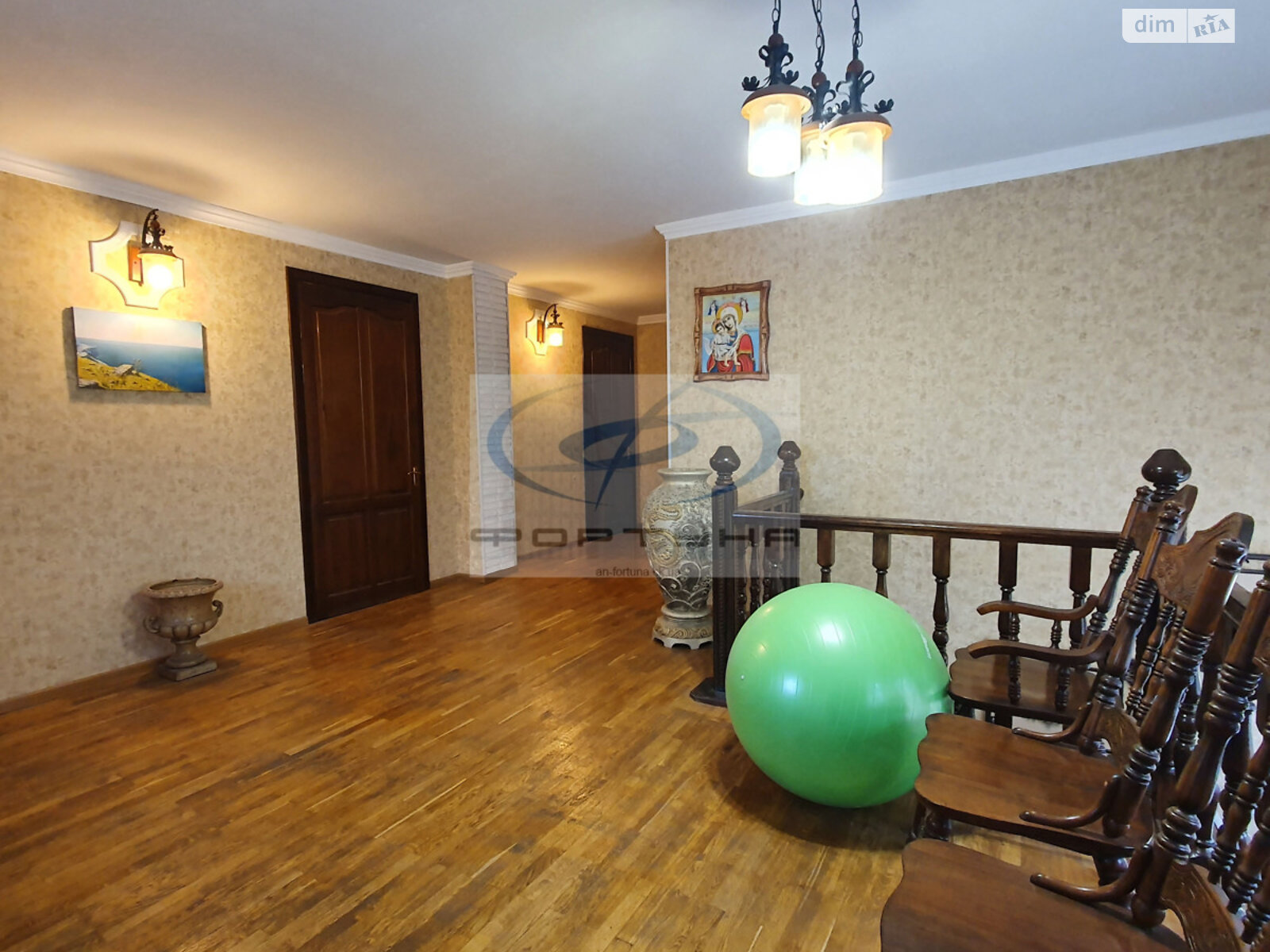 двоповерховий будинок з верандою, 250 кв. м, цегла. Продаж в Черкасах, район Соснівський фото 1 двоповерховий будинок з верандою, 250 кв. м, цегла. Продаж в Черкасах, район Соснівський фото 1