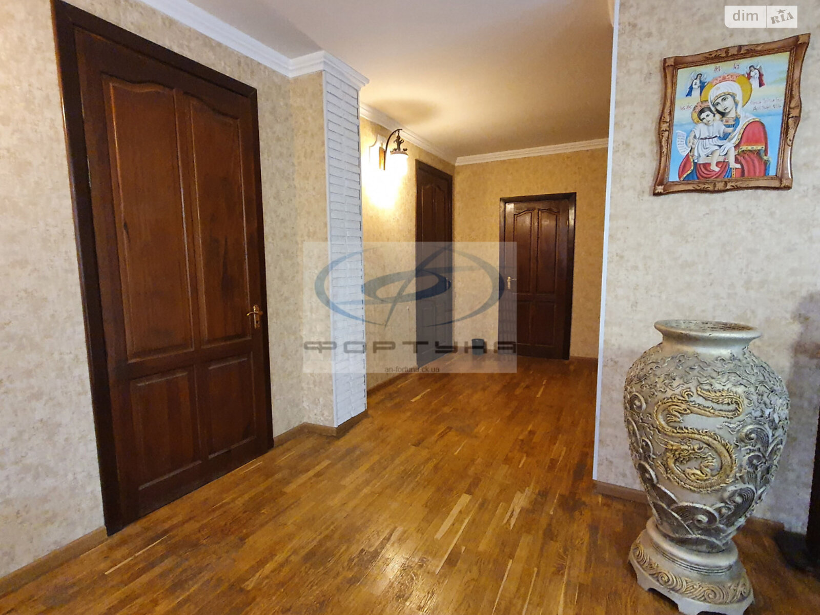 двоповерховий будинок з верандою, 250 кв. м, цегла. Продаж в Черкасах, район Соснівський фото 1 двоповерховий будинок з верандою, 250 кв. м, цегла. Продаж в Черкасах, район Соснівський фото 1