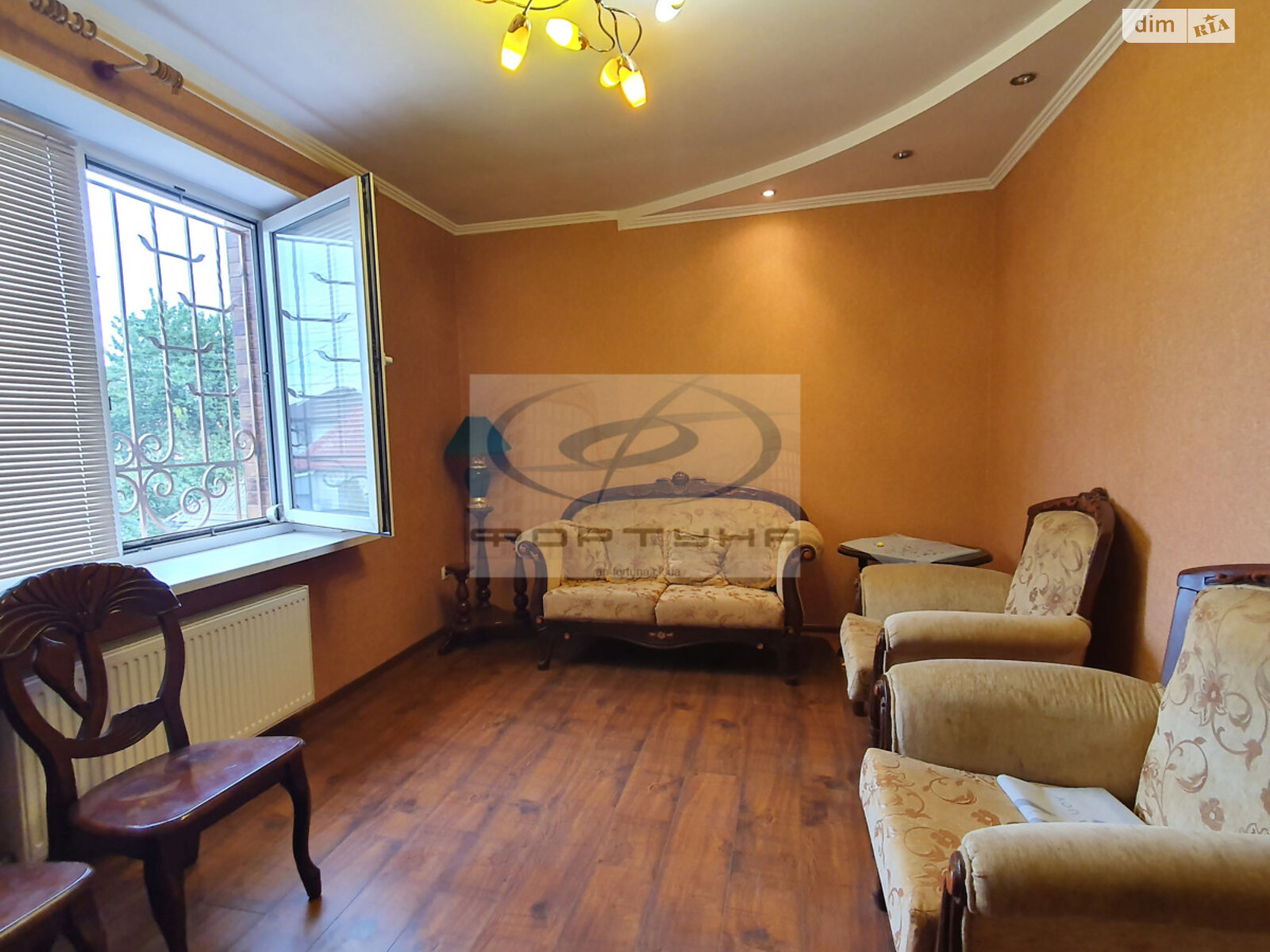 двоповерховий будинок з верандою, 250 кв. м, цегла. Продаж в Черкасах, район Соснівський фото 1 двоповерховий будинок з верандою, 250 кв. м, цегла. Продаж в Черкасах, район Соснівський фото 1