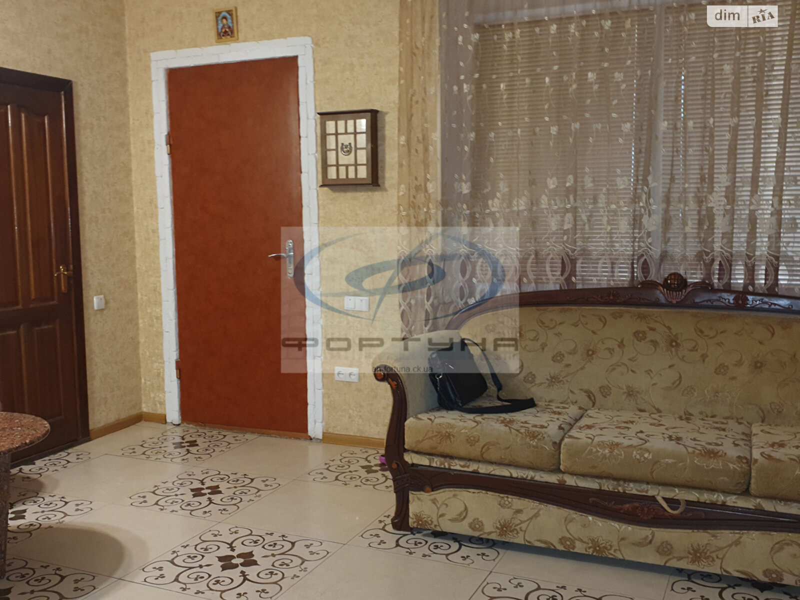 двоповерховий будинок з верандою, 250 кв. м, цегла. Продаж в Черкасах, район Соснівський фото 1 двоповерховий будинок з верандою, 250 кв. м, цегла. Продаж в Черкасах, район Соснівський фото 1