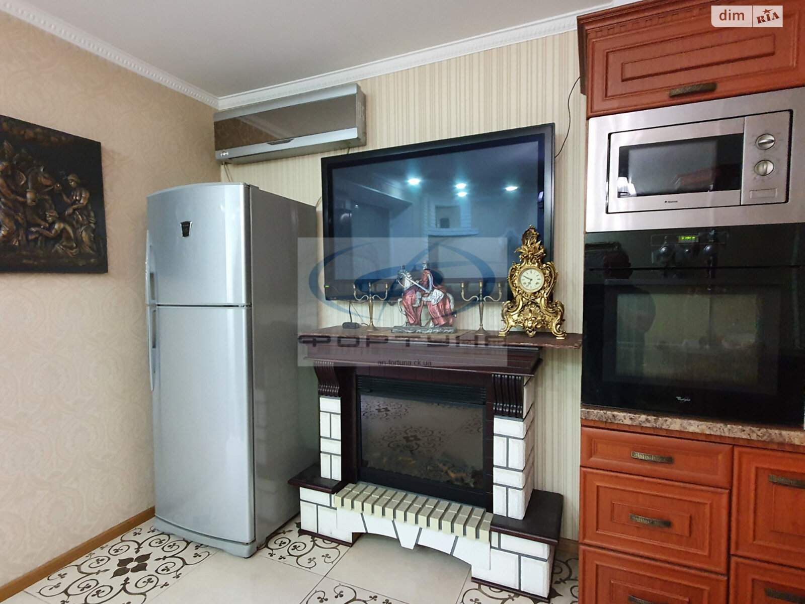 двоповерховий будинок з верандою, 250 кв. м, цегла. Продаж в Черкасах, район Соснівський фото 1 двоповерховий будинок з верандою, 250 кв. м, цегла. Продаж в Черкасах, район Соснівський фото 1