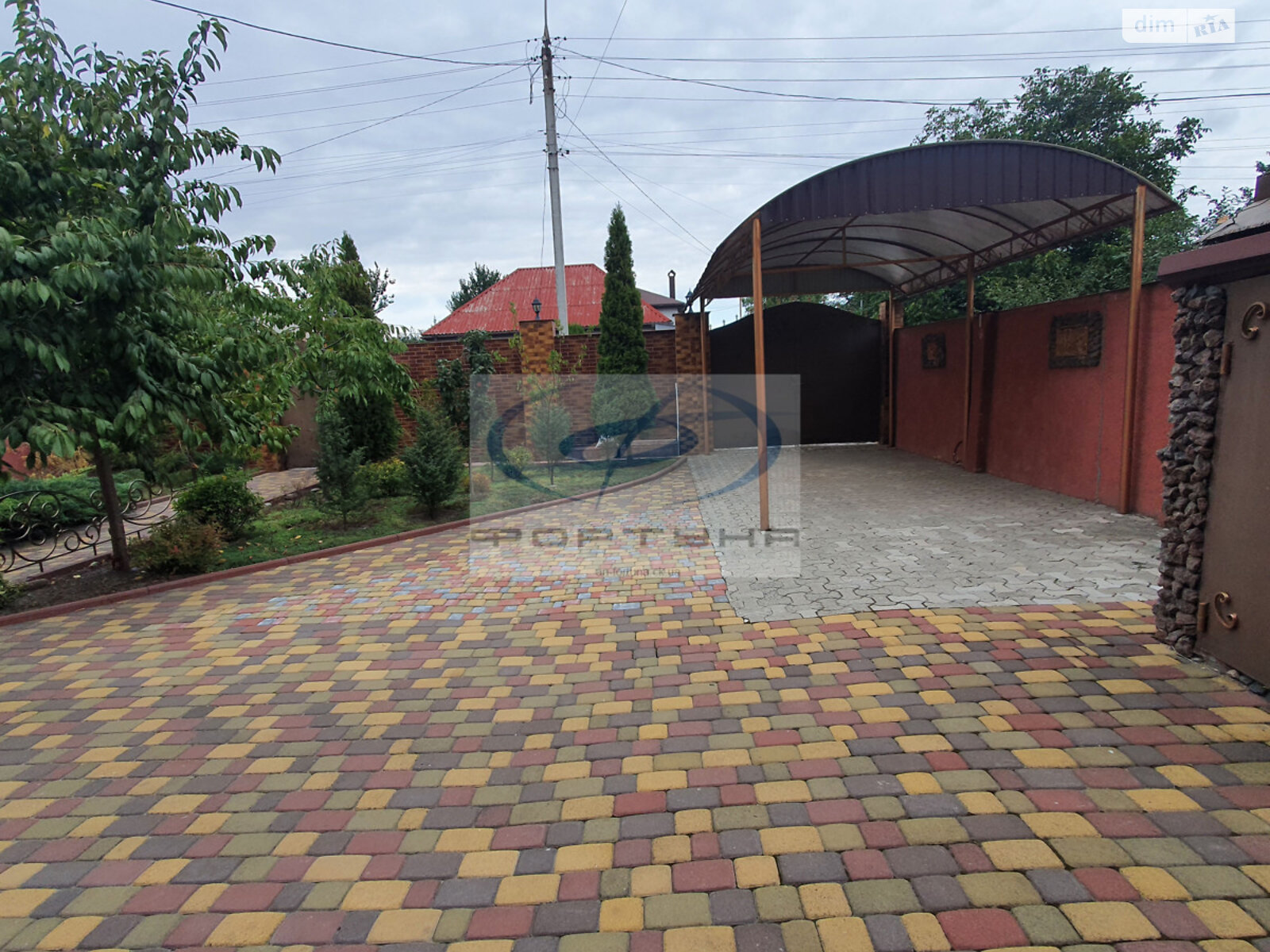 двоповерховий будинок з верандою, 250 кв. м, цегла. Продаж в Черкасах, район Соснівський фото 1 двоповерховий будинок з верандою, 250 кв. м, цегла. Продаж в Черкасах, район Соснівський фото 1