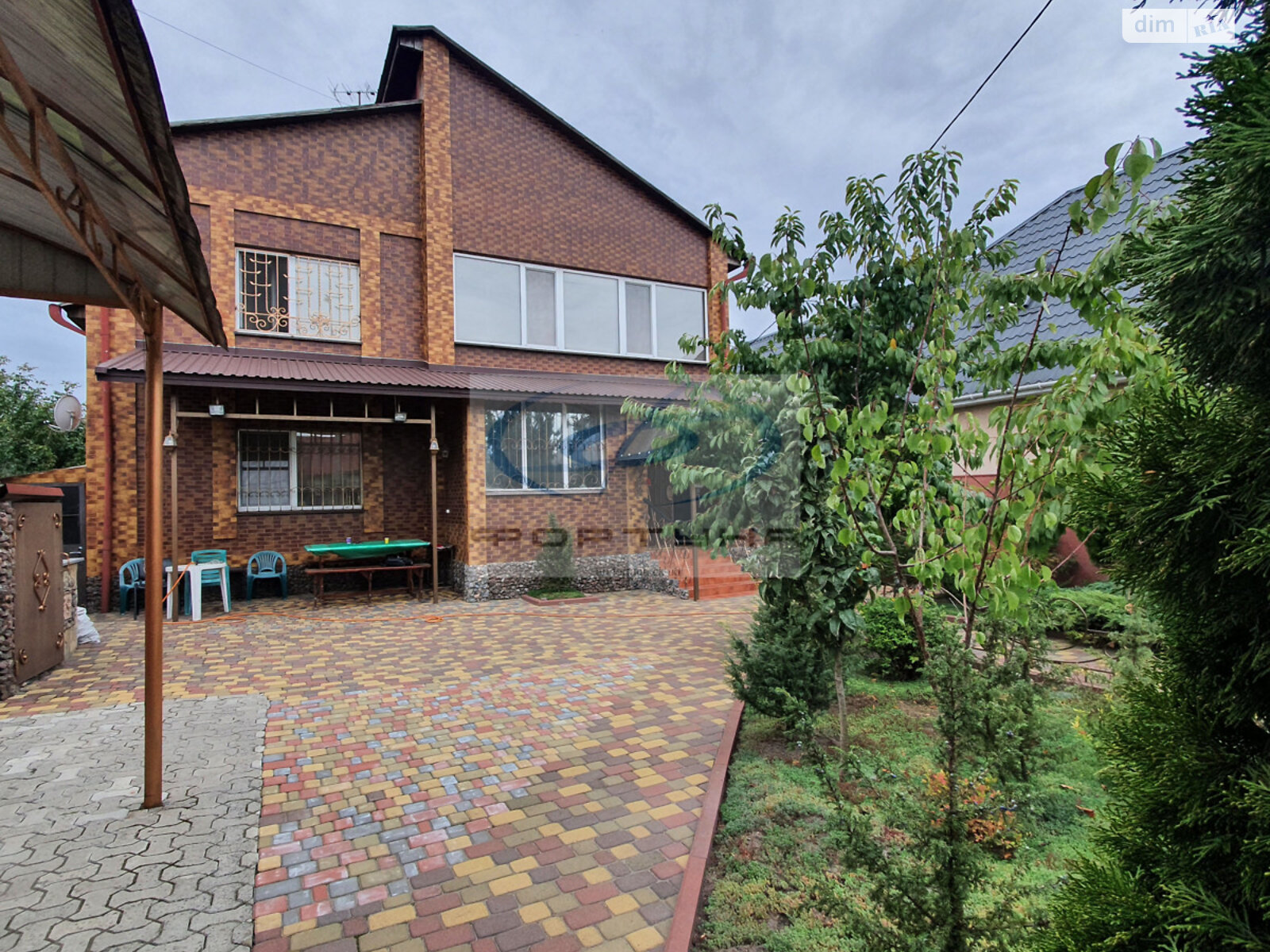 двоповерховий будинок з верандою, 250 кв. м, цегла. Продаж в Черкасах, район Соснівський фото 1 двоповерховий будинок з верандою, 250 кв. м, цегла. Продаж в Черкасах, район Соснівський фото 1