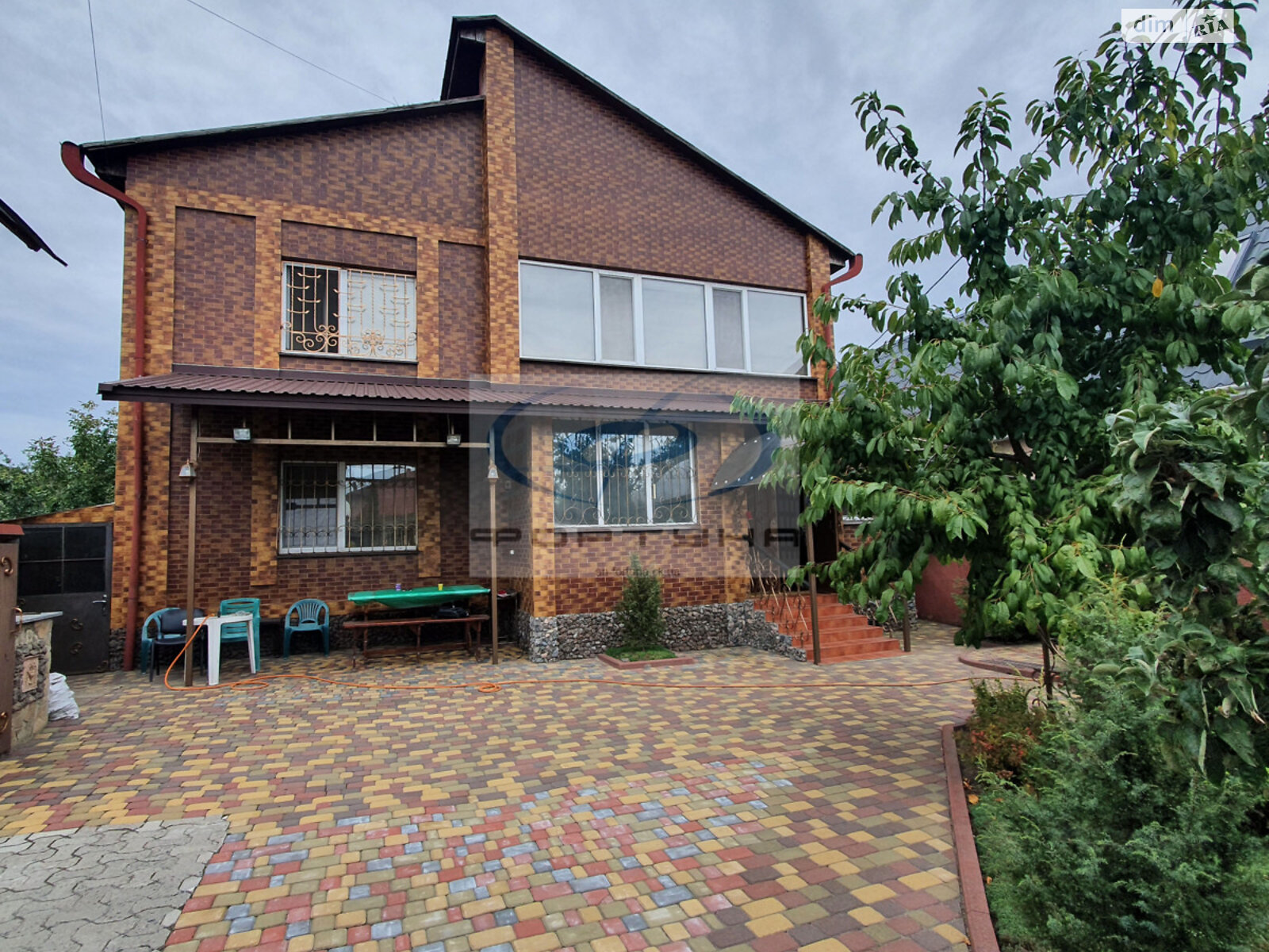 двоповерховий будинок з верандою, 250 кв. м, цегла. Продаж в Черкасах, район Соснівський фото 1 двоповерховий будинок з верандою, 250 кв. м, цегла. Продаж в Черкасах, район Соснівський фото 1