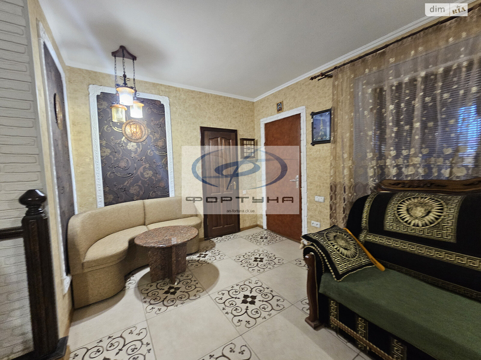 двоповерховий будинок з верандою, 250 кв. м, цегла. Продаж в Черкасах, район Соснівський фото 1 двоповерховий будинок з верандою, 250 кв. м, цегла. Продаж в Черкасах, район Соснівський фото 1