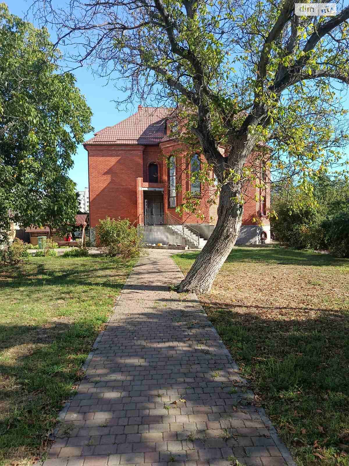 триповерховий будинок, 585 кв. м, цегла. Продаж в Черкасах, район Центр фото 1