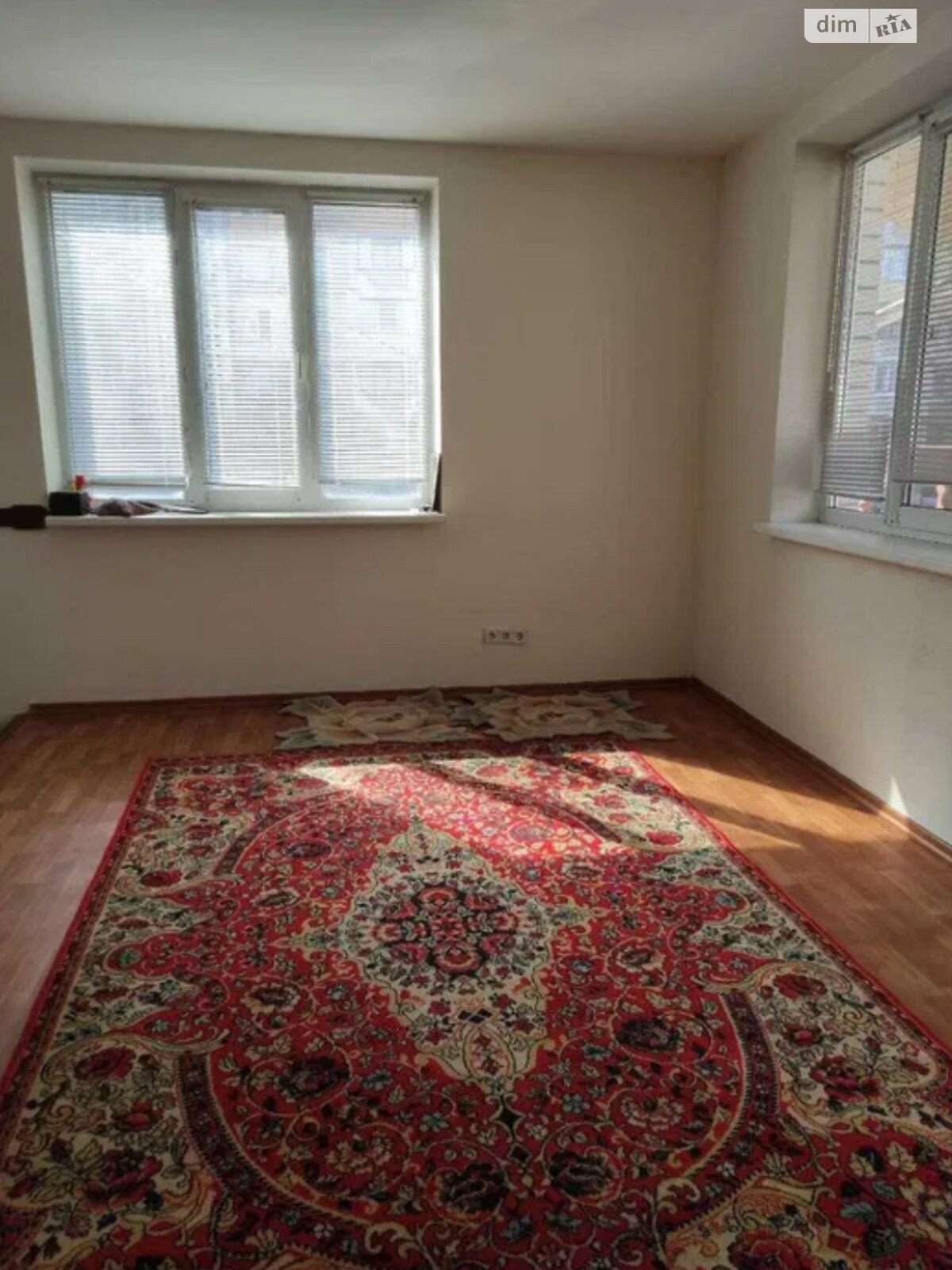 двухэтажный дом с балконом, 57 кв. м, кирпич. Продажа в Черкассах район Центр фото 1 двухэтажный дом с балконом, 57 кв. м, кирпич. Продажа в Черкассах район Центр фото 1
