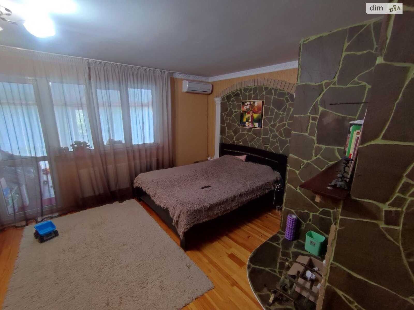 триповерховий будинок з опаленням, 280 кв. м, цегла. Продаж в Черкасах, район Зелений фото 1 триповерховий будинок з опаленням, 280 кв. м, цегла. Продаж в Черкасах, район Зелений фото 1
