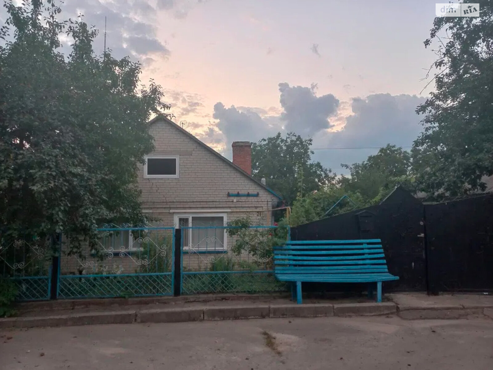 одноповерховий будинок з гаражем, 80 кв. м, цегла. Продаж у Чернече фото 1 одноповерховий будинок з гаражем, 80 кв. м, цегла. Продаж у Чернече фото 1