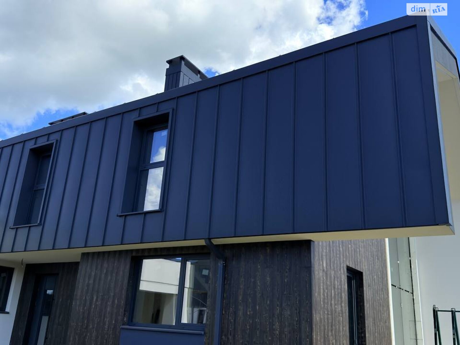 двоповерховий будинок, 235 кв. м, цегла. Продаж у Чернієві фото 1