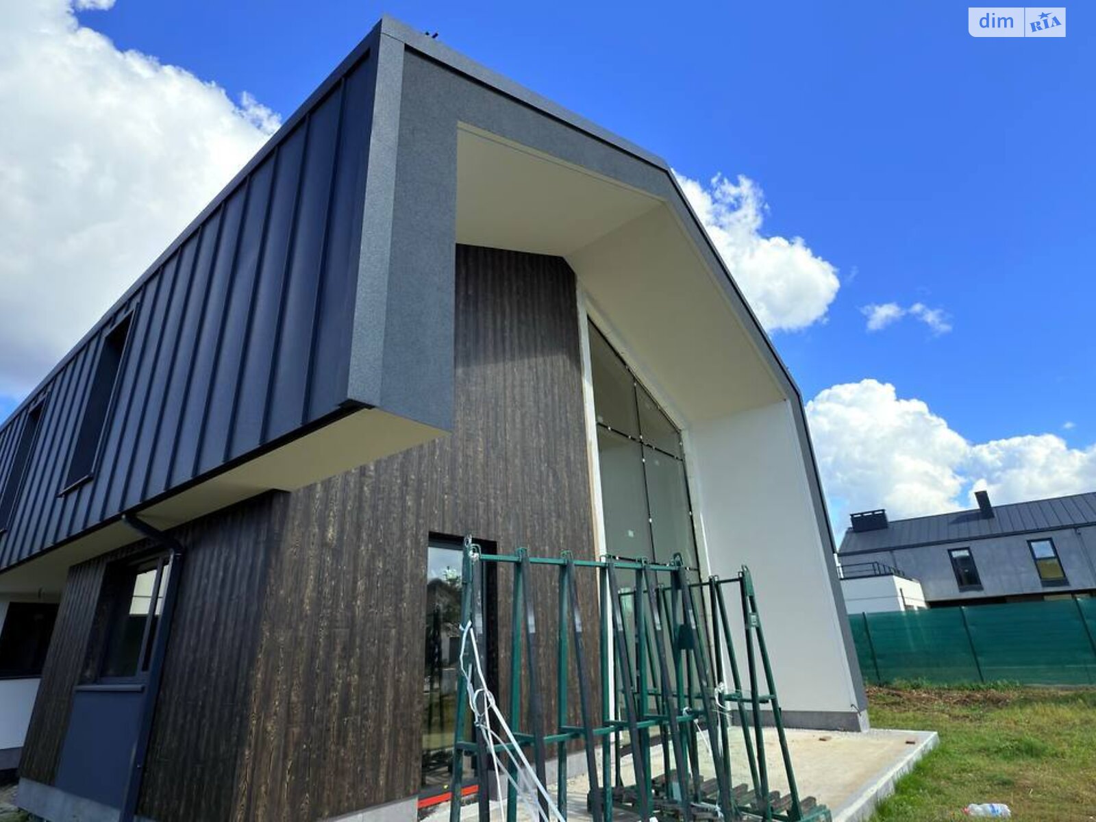 двоповерховий будинок, 235 кв. м, цегла. Продаж у Чернієві фото 1