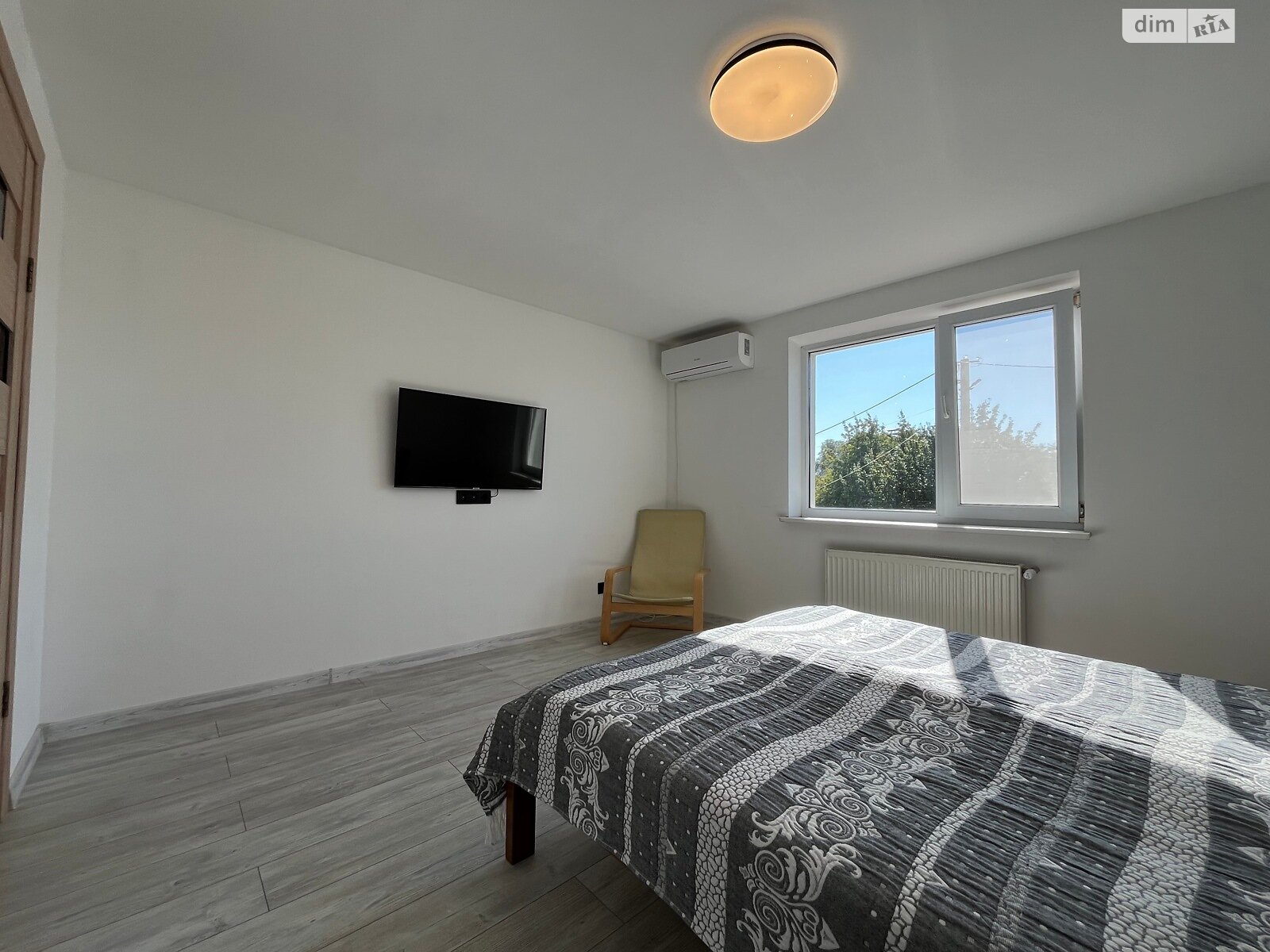 одноэтажный дом с ремонтом, 77.1 кв. м, кирпич. Продажа в Чернигове район Александровка фото 1 одноэтажный дом с ремонтом, 77.1 кв. м, кирпич. Продажа в Чернигове район Александровка фото 1