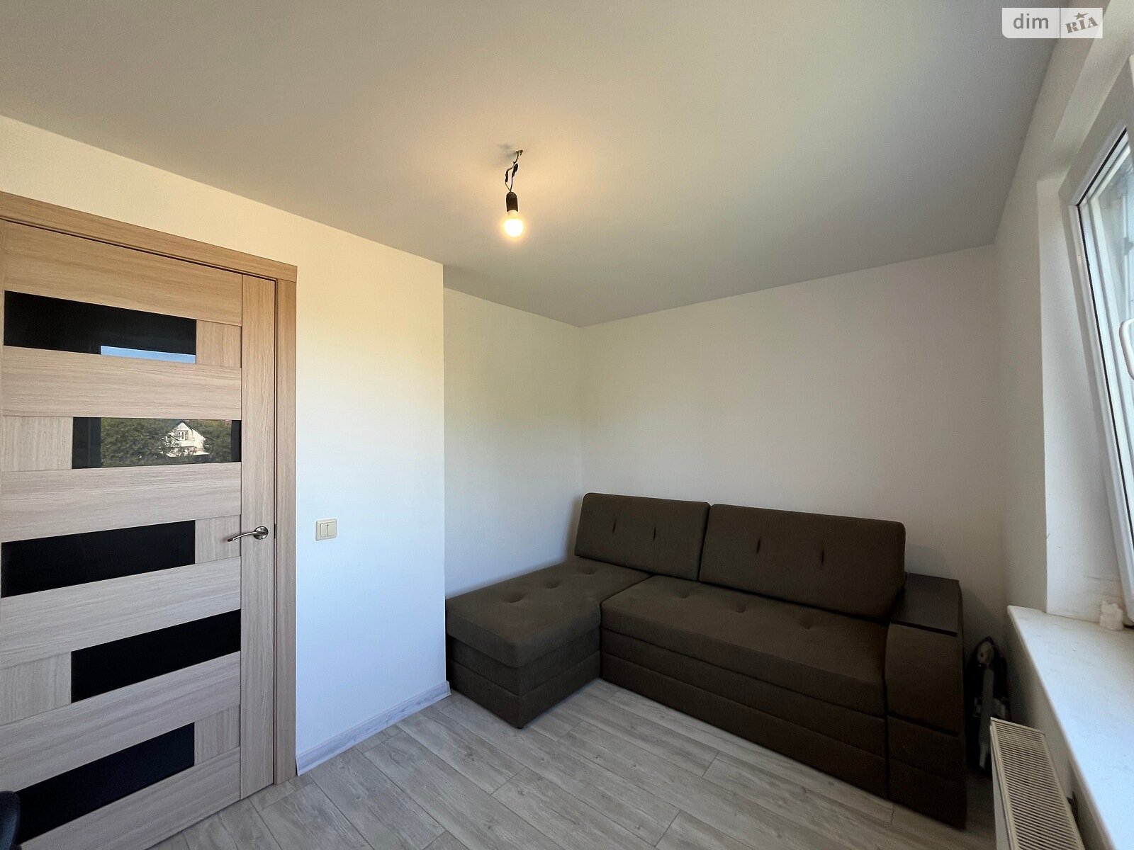 одноэтажный дом с ремонтом, 77.1 кв. м, кирпич. Продажа в Чернигове район Александровка фото 1 одноэтажный дом с ремонтом, 77.1 кв. м, кирпич. Продажа в Чернигове район Александровка фото 1