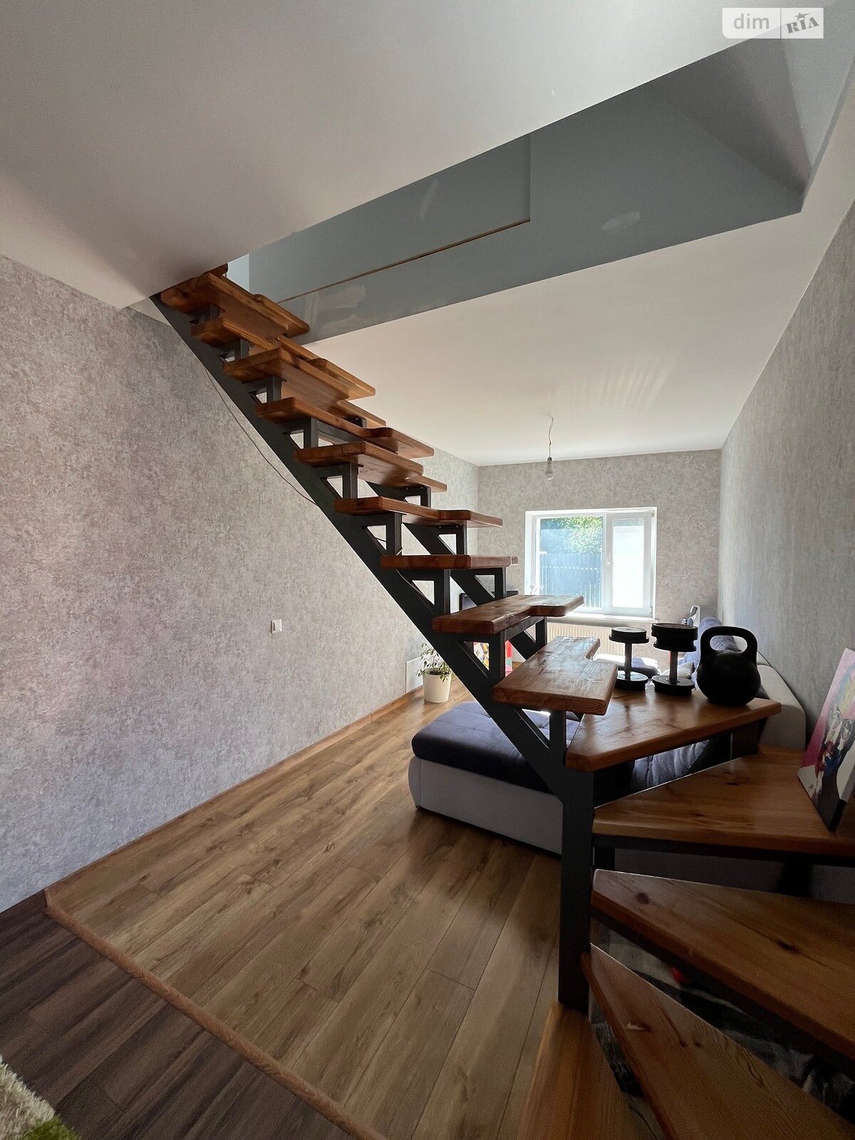 одноэтажный дом с ремонтом, 77.1 кв. м, кирпич. Продажа в Чернигове район Александровка фото 1 одноэтажный дом с ремонтом, 77.1 кв. м, кирпич. Продажа в Чернигове район Александровка фото 1