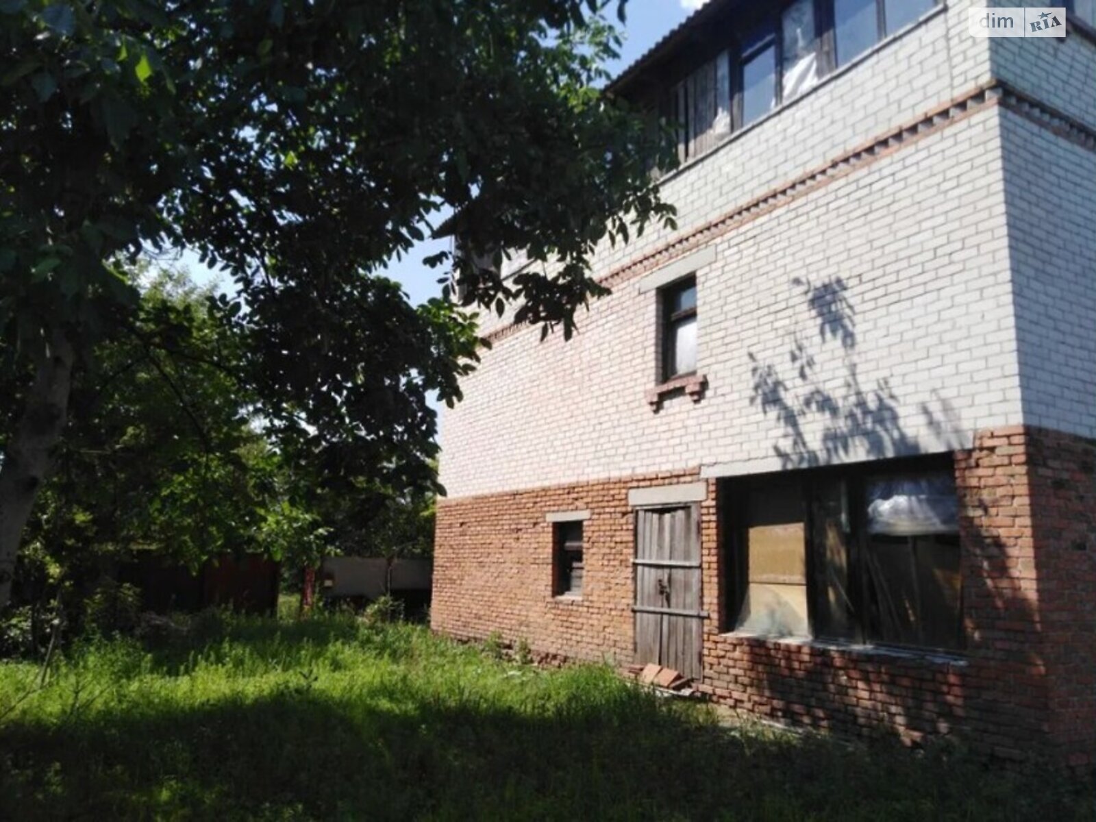 двухэтажный дом с балконом, 171.6 кв. м, кирпич. Продажа в Чернигове район Астра фото 1 двухэтажный дом с балконом, 171.6 кв. м, кирпич. Продажа в Чернигове район Астра фото 1