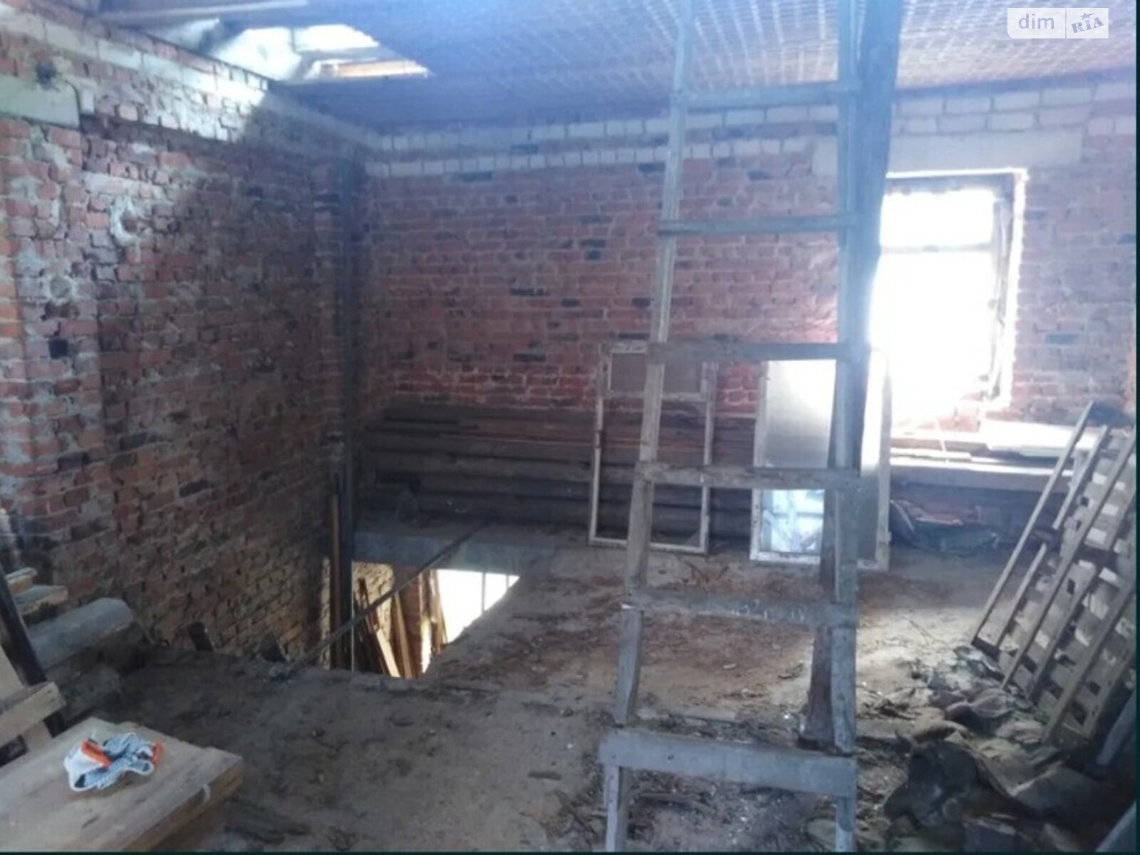 двухэтажный дом с балконом, 171.6 кв. м, кирпич. Продажа в Чернигове район Астра фото 1 двухэтажный дом с балконом, 171.6 кв. м, кирпич. Продажа в Чернигове район Астра фото 1