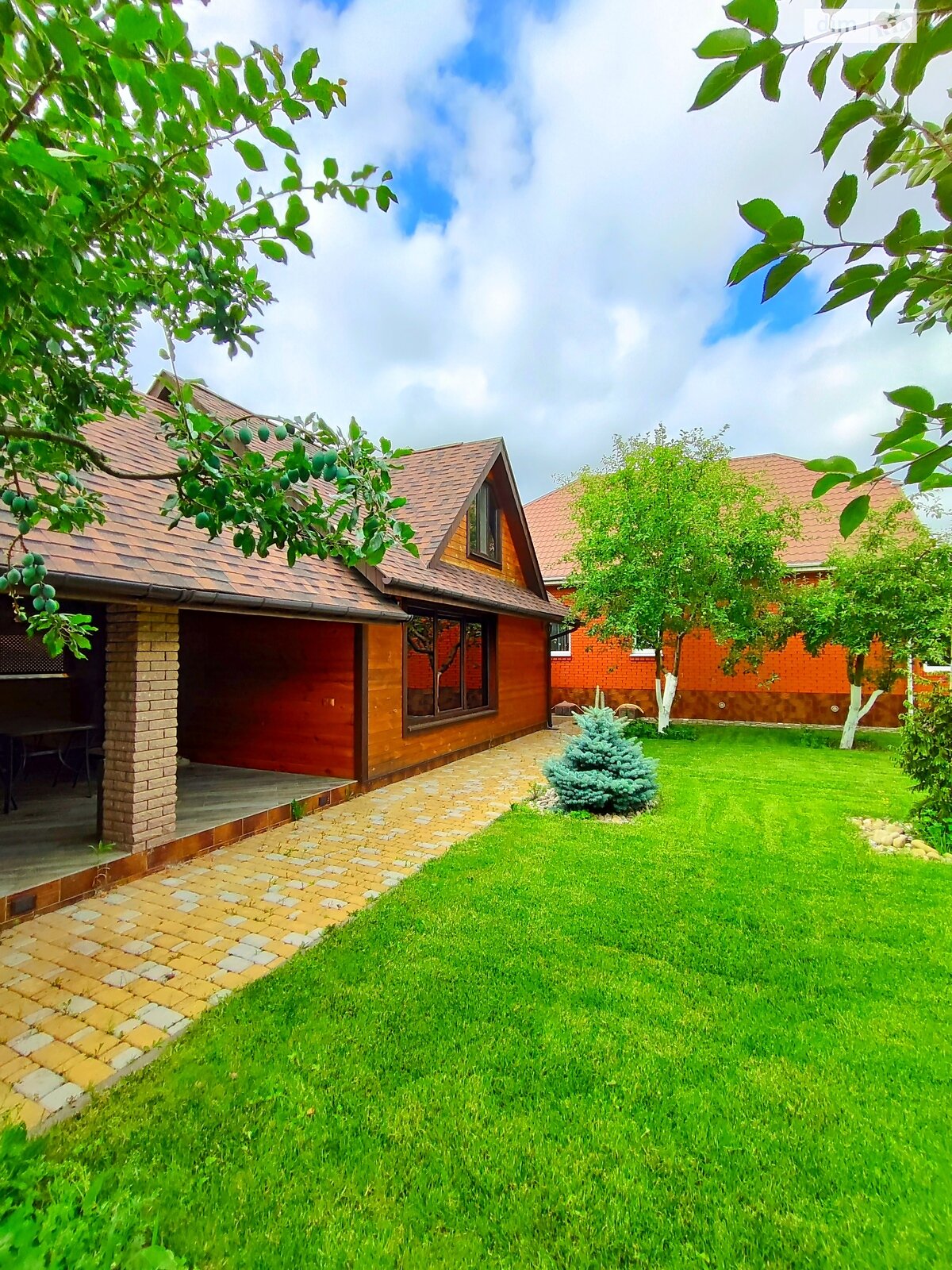 двухэтажный дом с гаражом, 154.8 кв. м, кирпич. Продажа в Чернигове район Бобровица фото 1 двухэтажный дом с гаражом, 154.8 кв. м, кирпич. Продажа в Чернигове район Бобровица фото 1