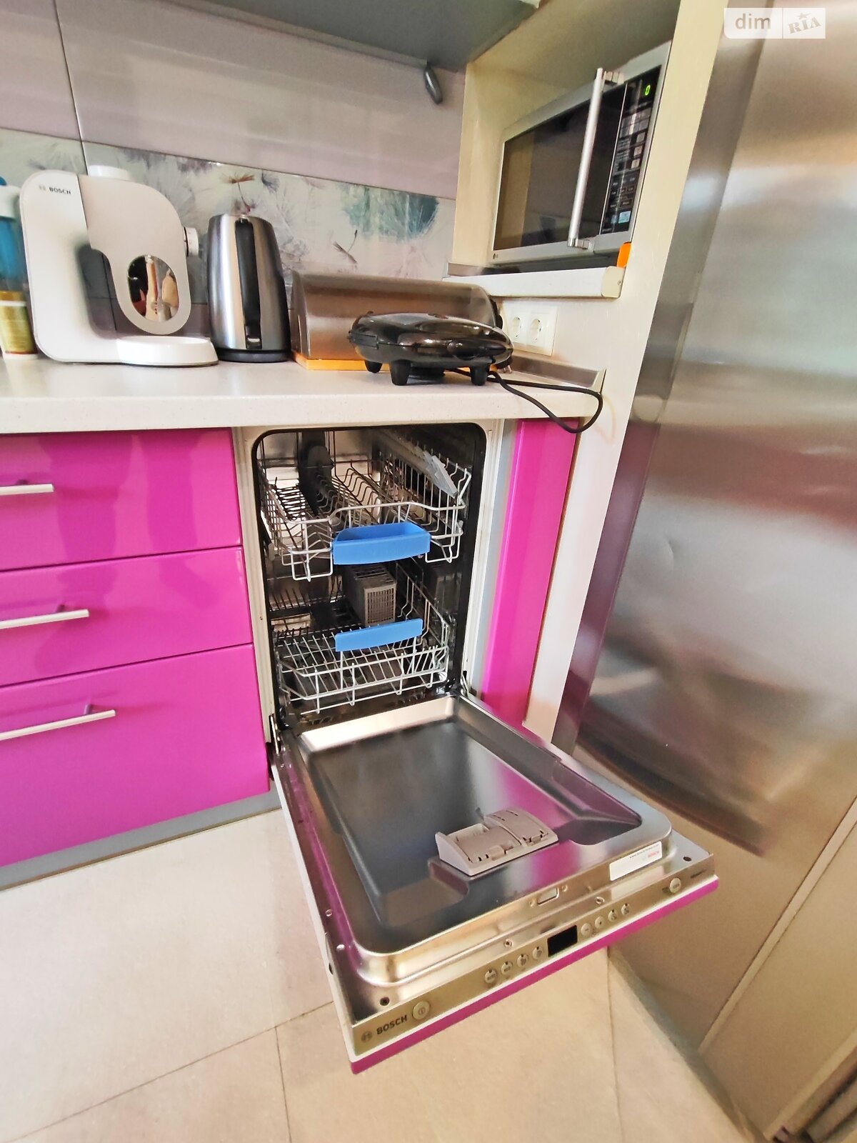 двухэтажный дом с гаражом, 154.8 кв. м, кирпич. Продажа в Чернигове район Бобровица фото 1 двухэтажный дом с гаражом, 154.8 кв. м, кирпич. Продажа в Чернигове район Бобровица фото 1