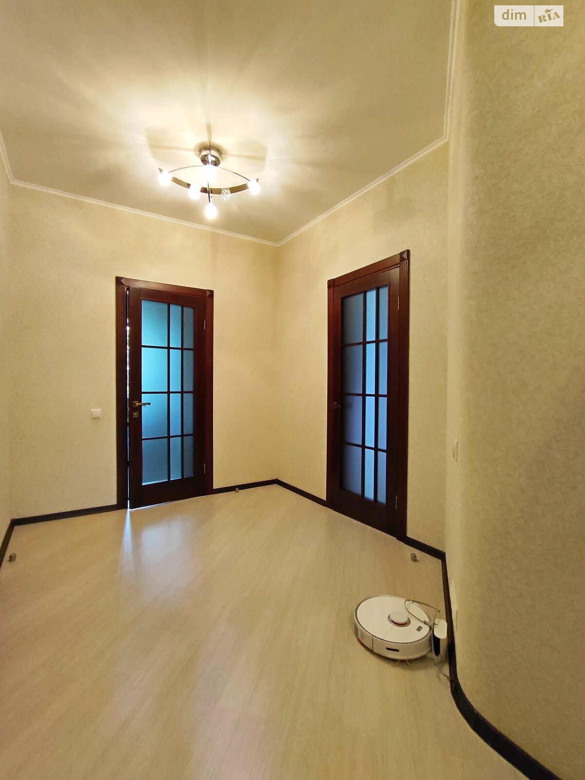 двухэтажный дом с гаражом, 154.8 кв. м, кирпич. Продажа в Чернигове район Бобровица фото 1 двухэтажный дом с гаражом, 154.8 кв. м, кирпич. Продажа в Чернигове район Бобровица фото 1