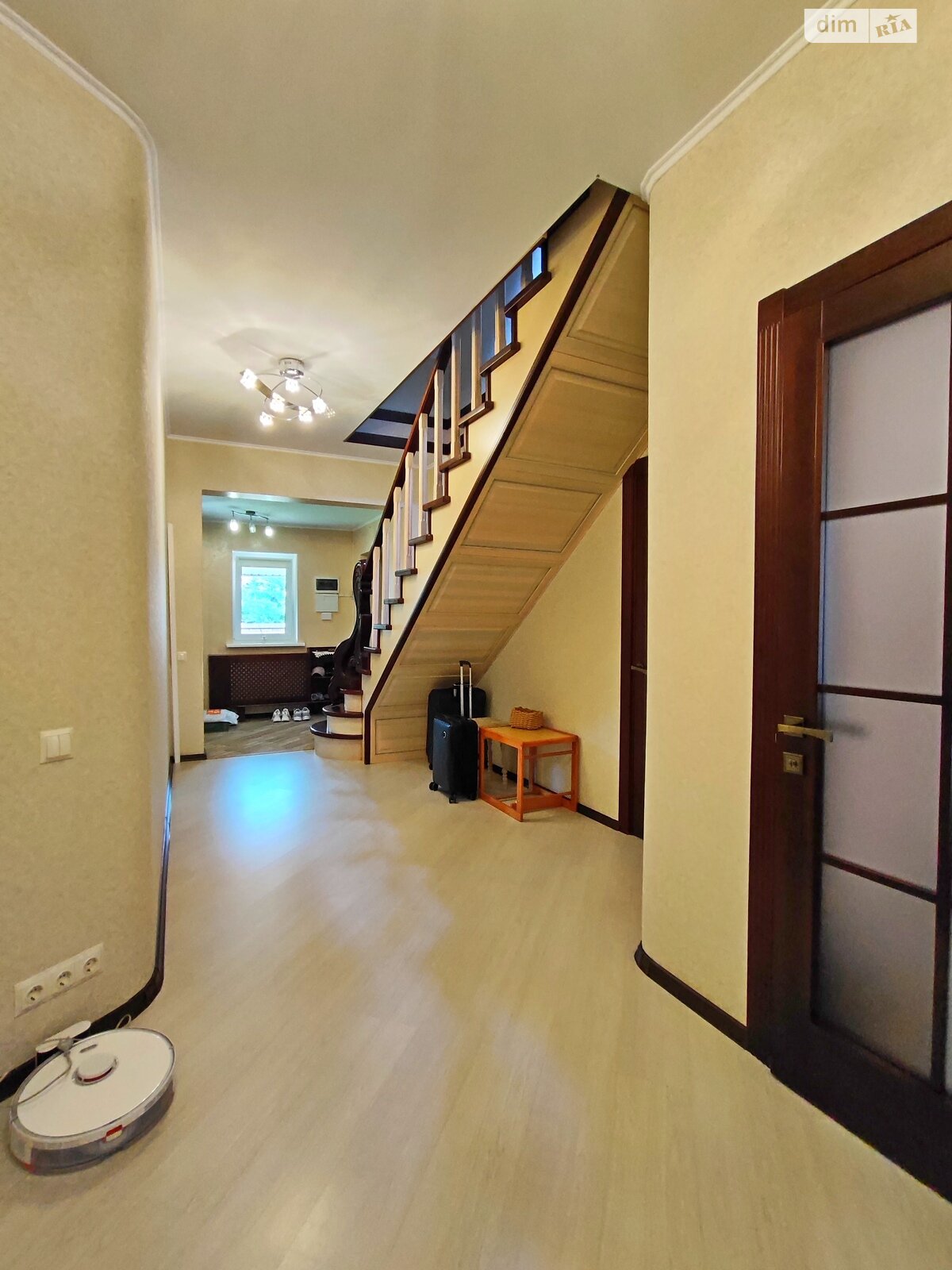 двухэтажный дом с гаражом, 154.8 кв. м, кирпич. Продажа в Чернигове район Бобровица фото 1 двухэтажный дом с гаражом, 154.8 кв. м, кирпич. Продажа в Чернигове район Бобровица фото 1